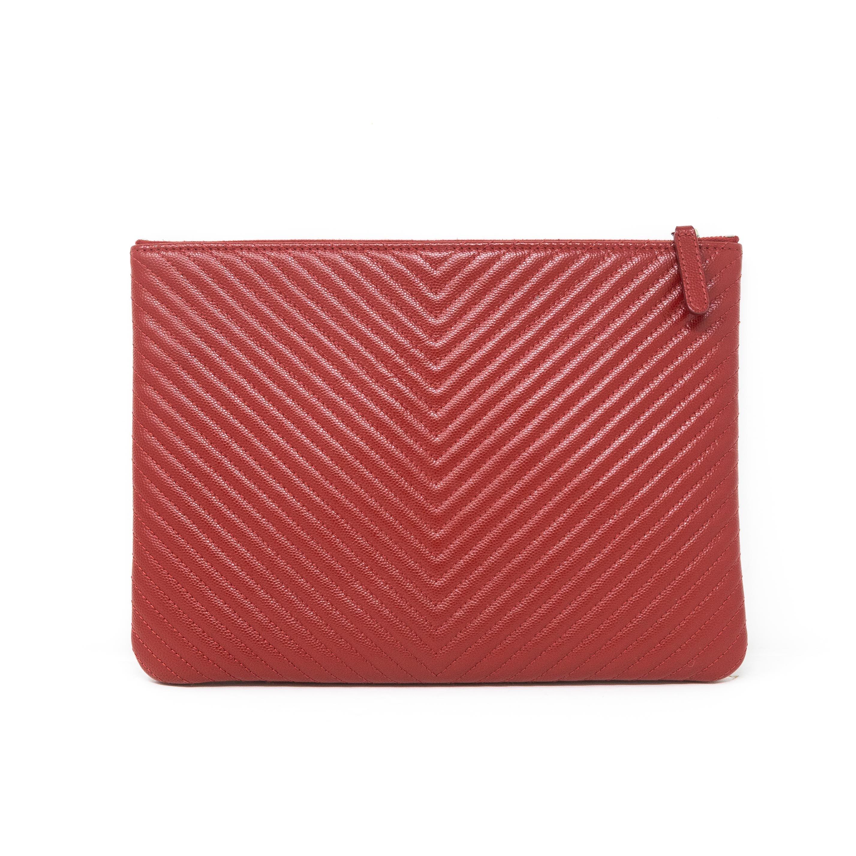 Chanel Red Medium O Case Pouch - Image 3