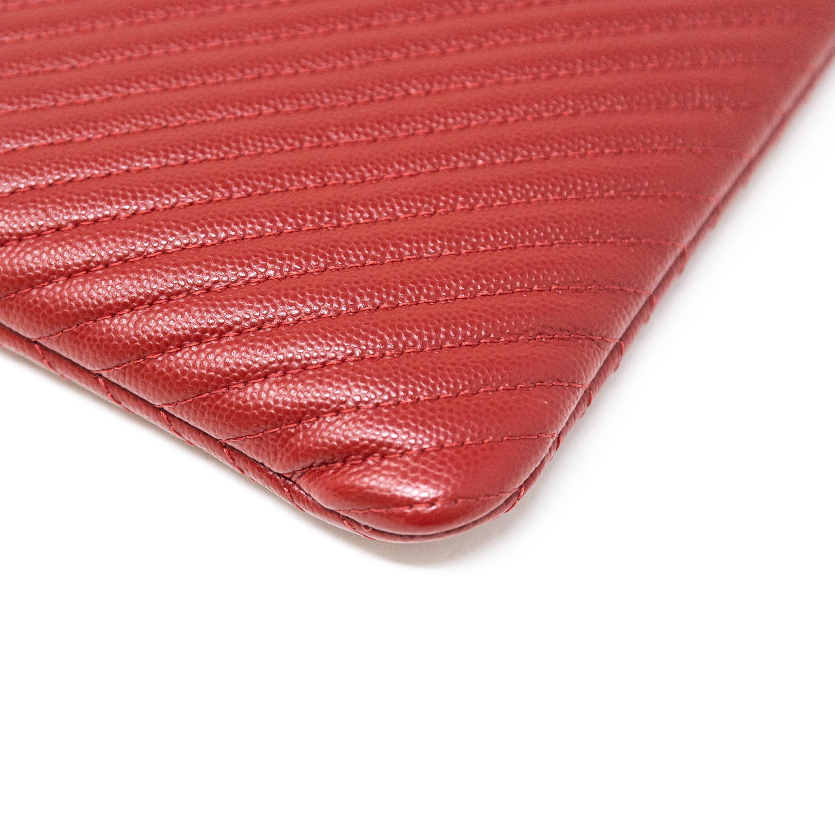 Chanel Red Medium O Case Pouch - Image 9