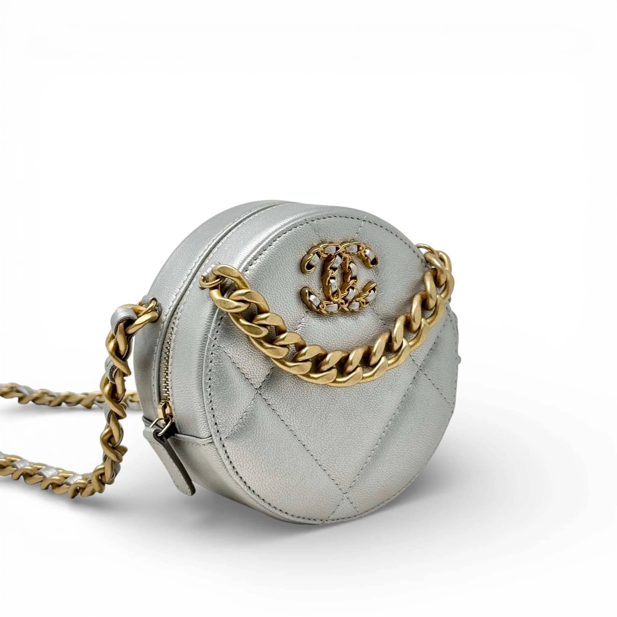 Chanel Silver 19 Round Clutch With Chain - Image 4