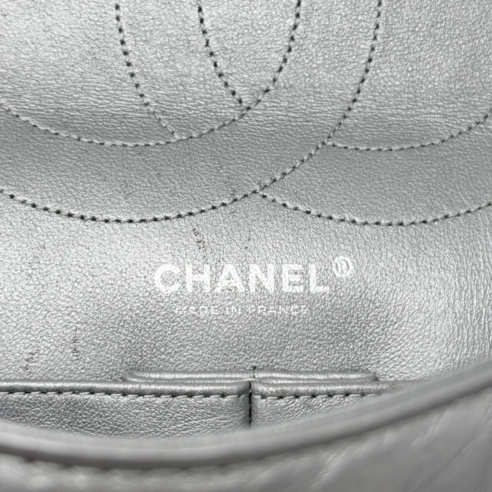 Chanel Silver Calfskin 2.55 Reissue 227 - Image 14