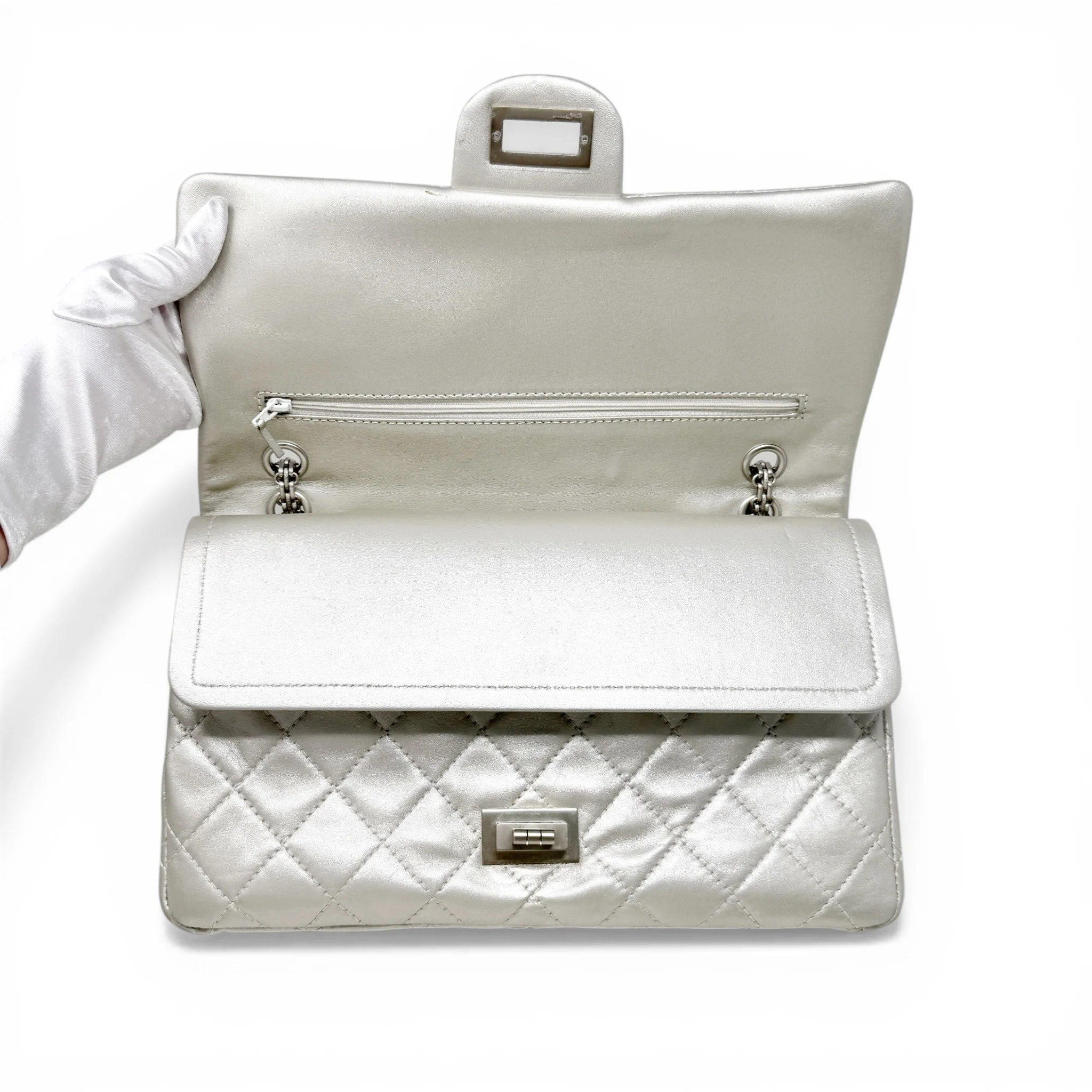 Chanel Silver Calfskin 2.55 Reissue 227 - Image 12