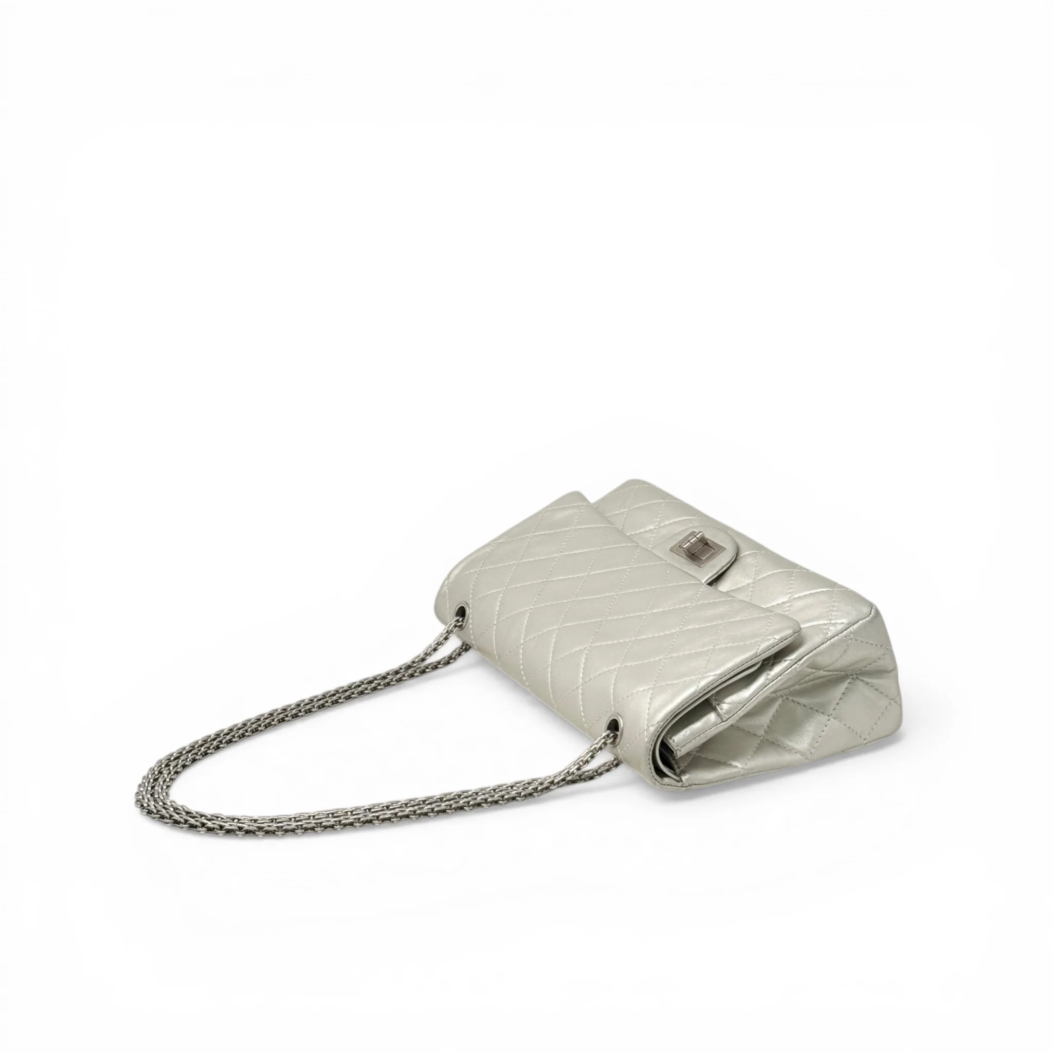 Chanel Silver Calfskin 2.55 Reissue 227 - Image 16