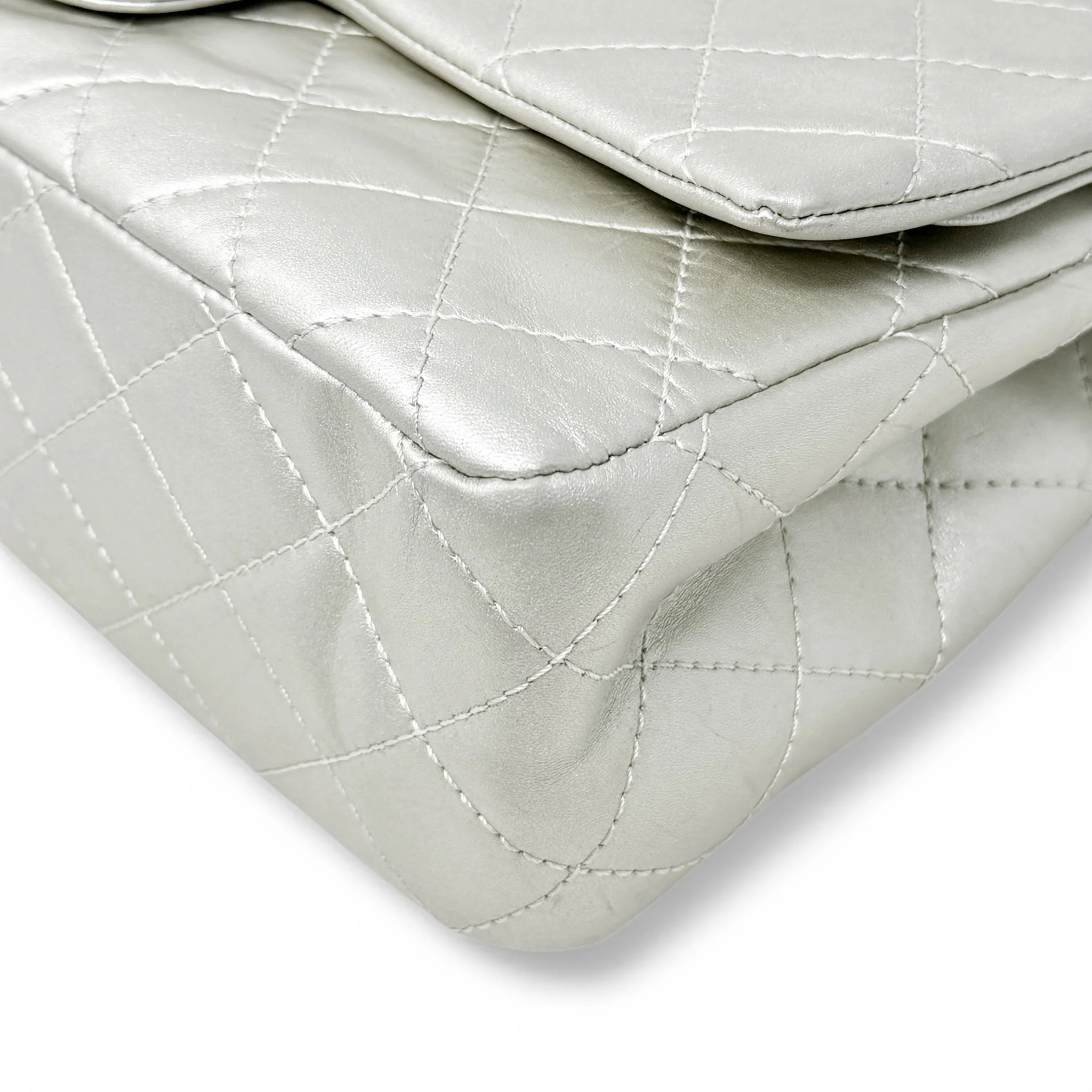 Chanel Silver Calfskin 2.55 Reissue 227 - Image 8