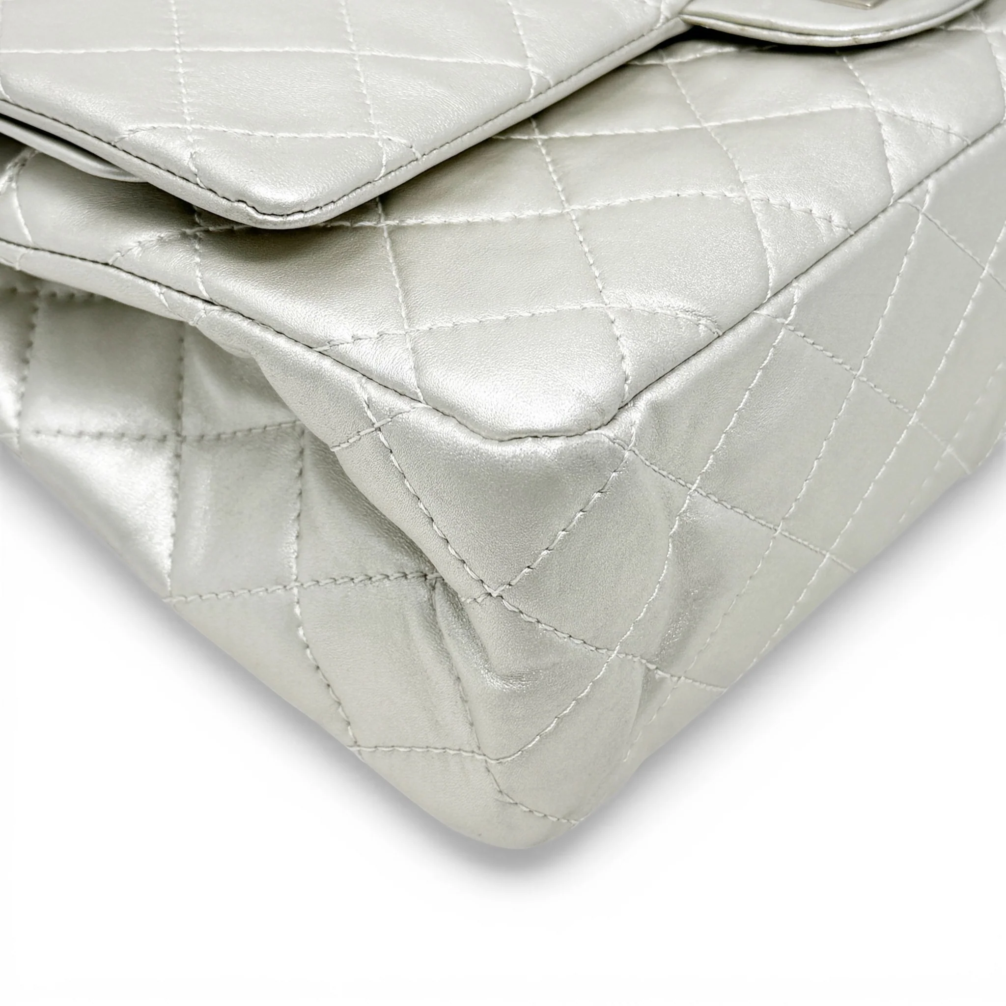 Chanel Silver Calfskin 2.55 Reissue 227 - Image 9