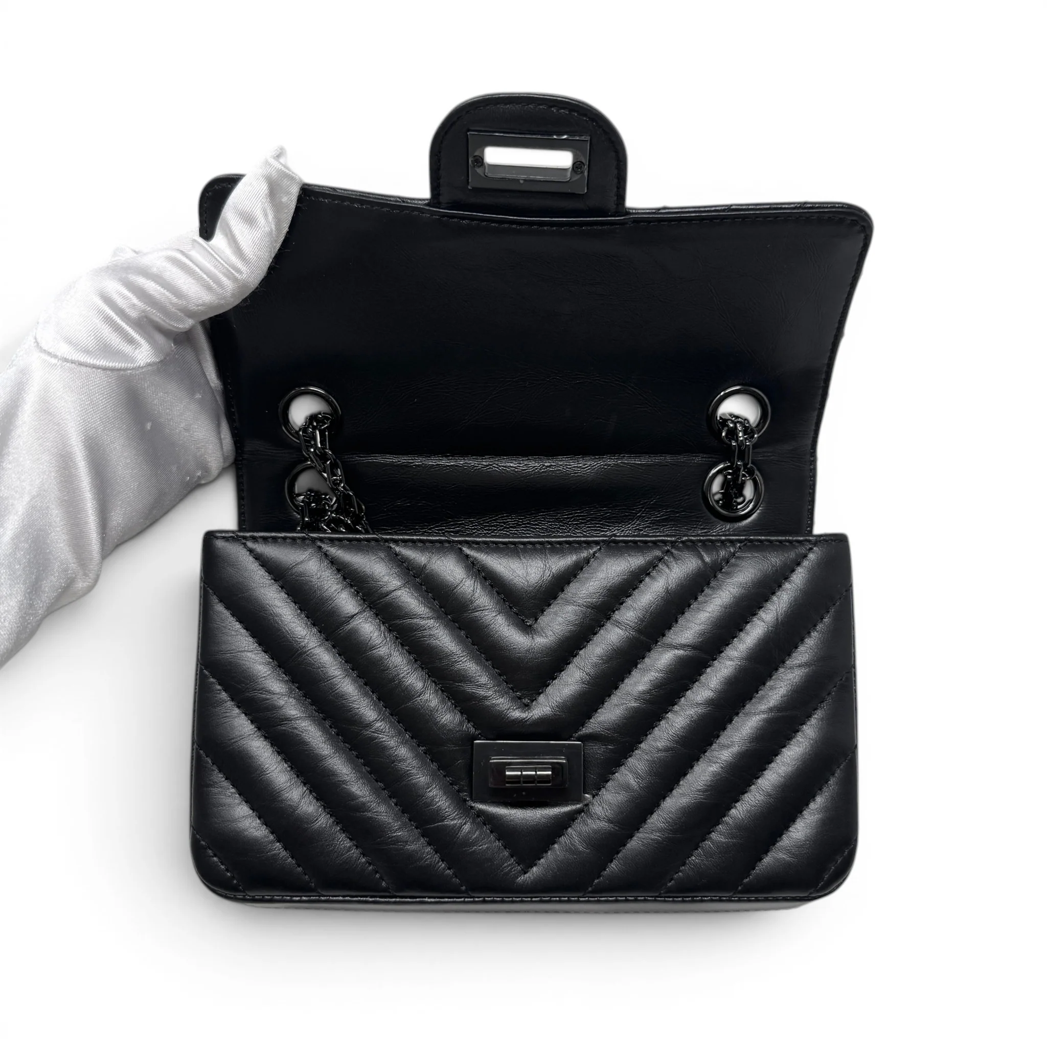 Chanel So Black 2.55 Reissue Mini Flap - Image 11