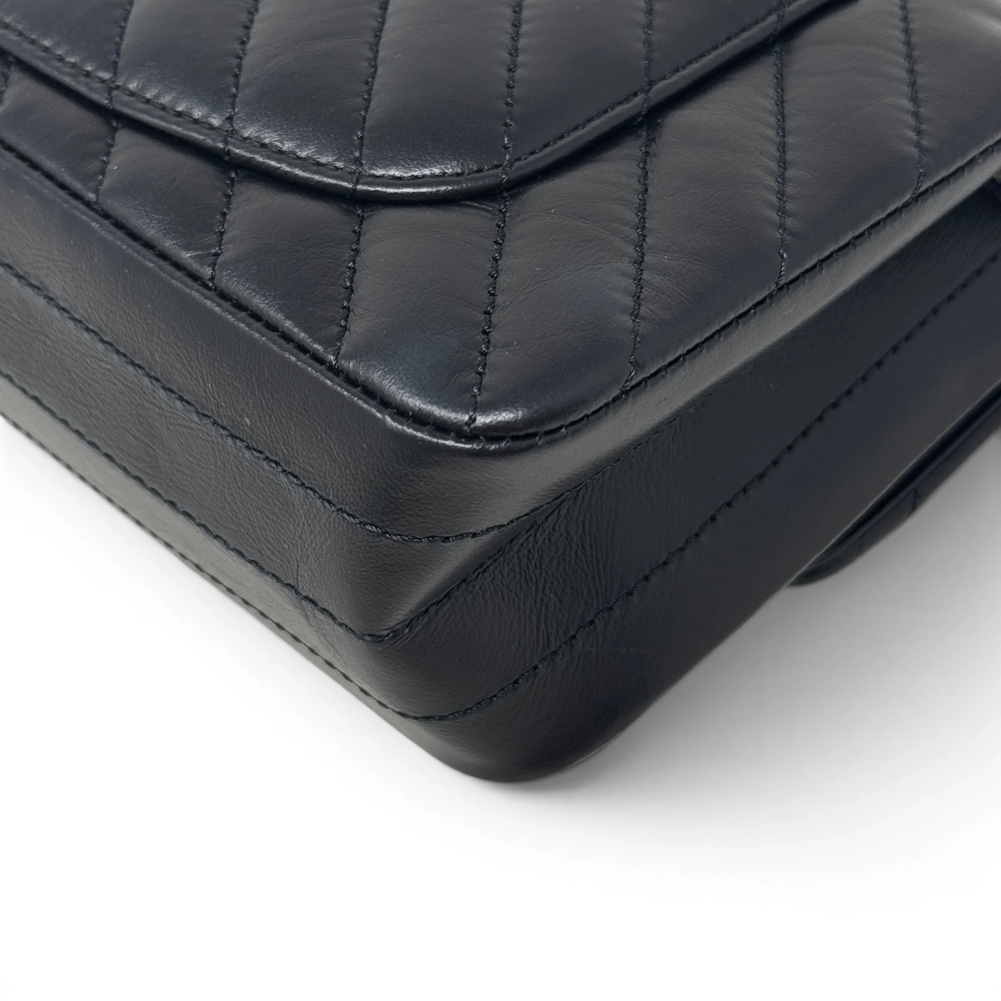Chanel So Black 2.55 Reissue Mini Flap - Image 8