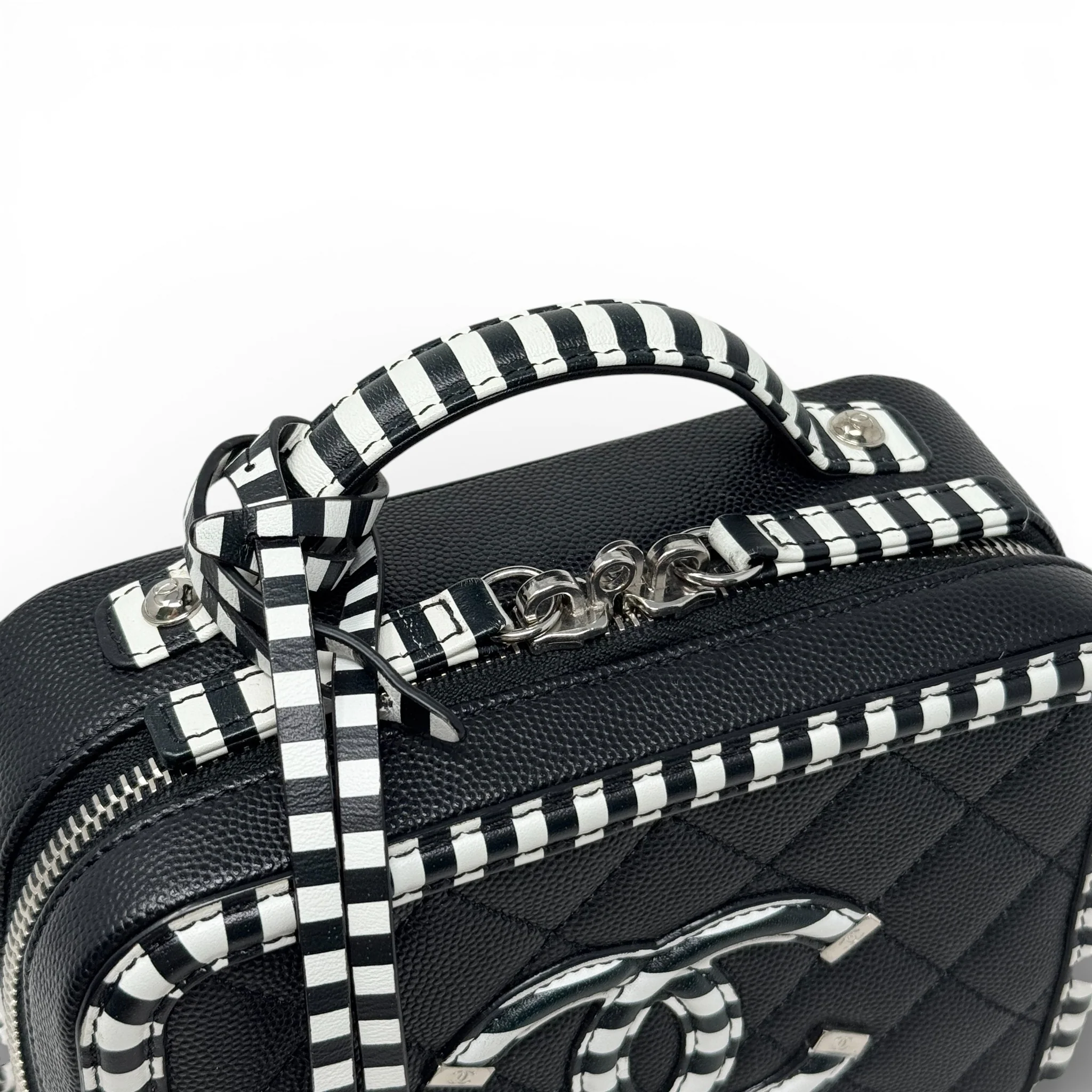 Chanel Black Small Filigree Vanity - Image 11