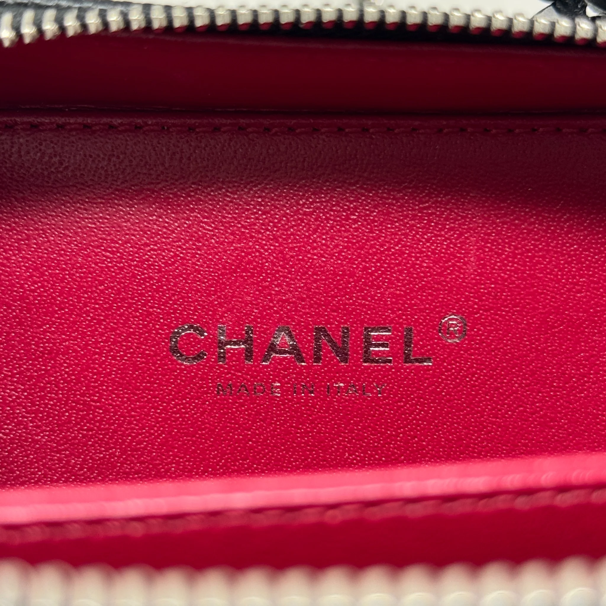 Chanel Black Small Filigree Vanity - Image 13