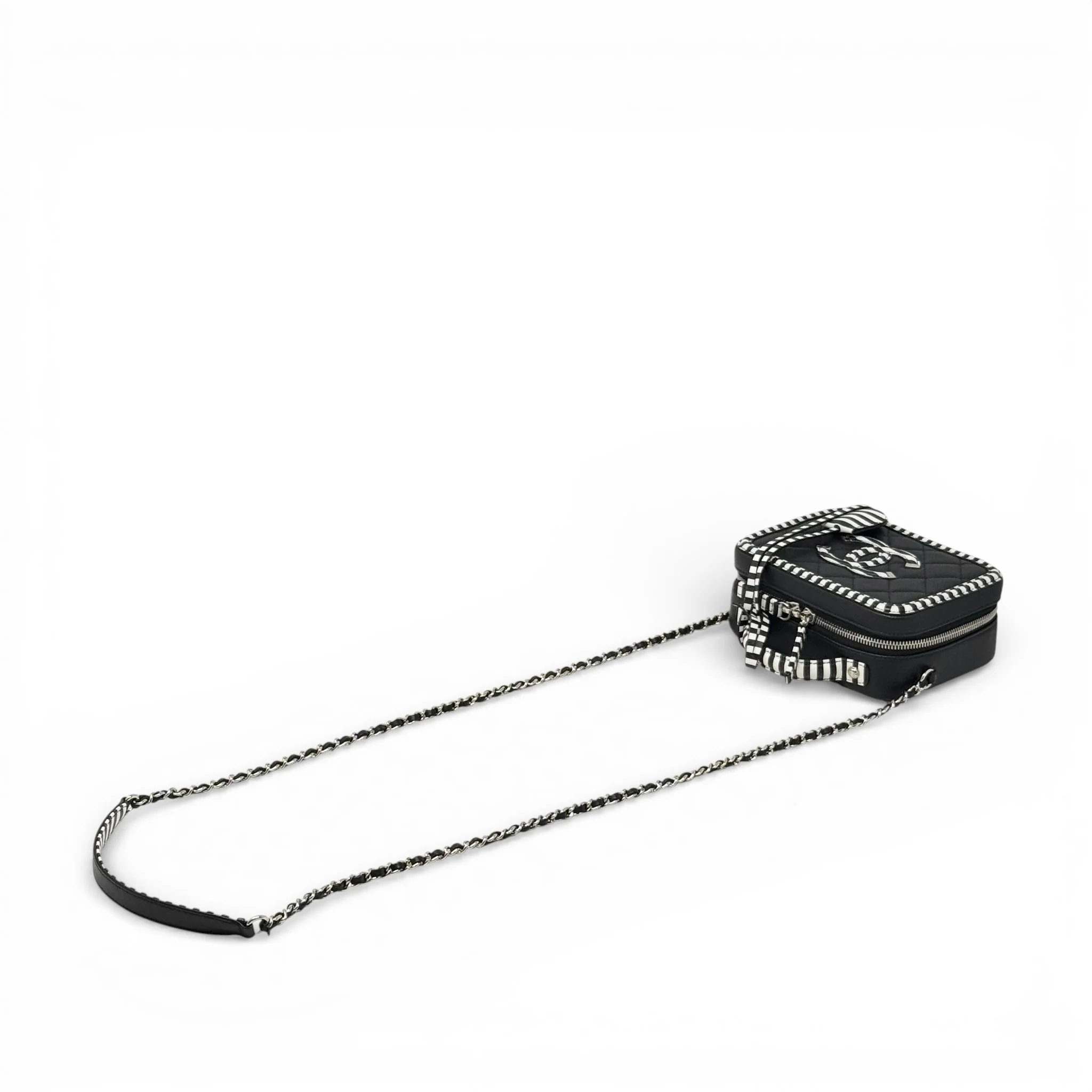 Chanel Black Small Filigree Vanity - Image 15