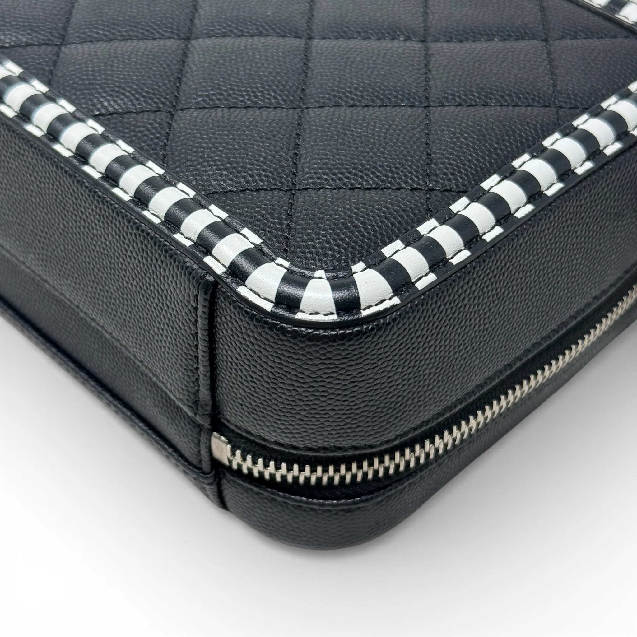 Chanel Black Small Filigree Vanity - Image 8