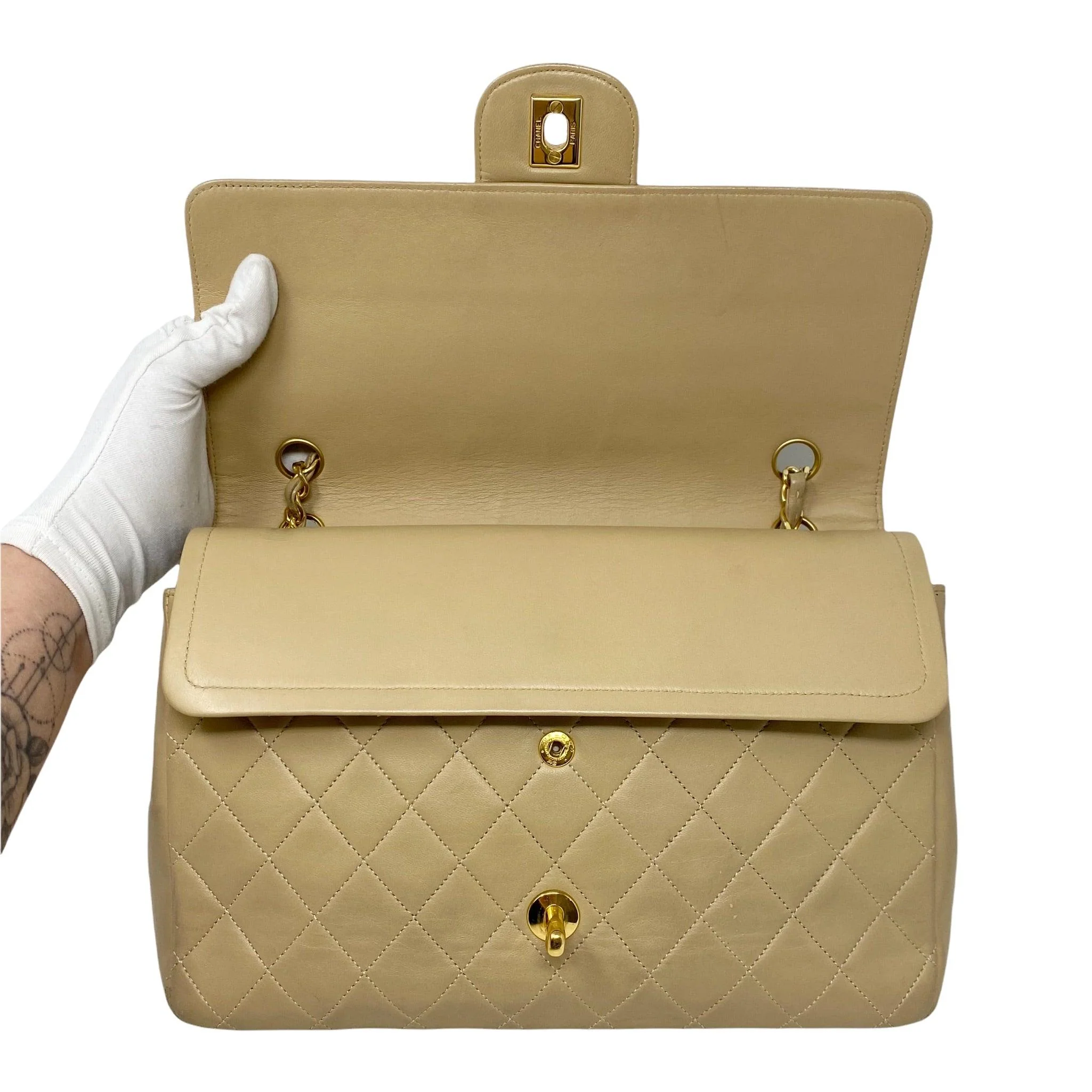 Chanel Vintage Beige Lambskin Medium Flap - Image 10