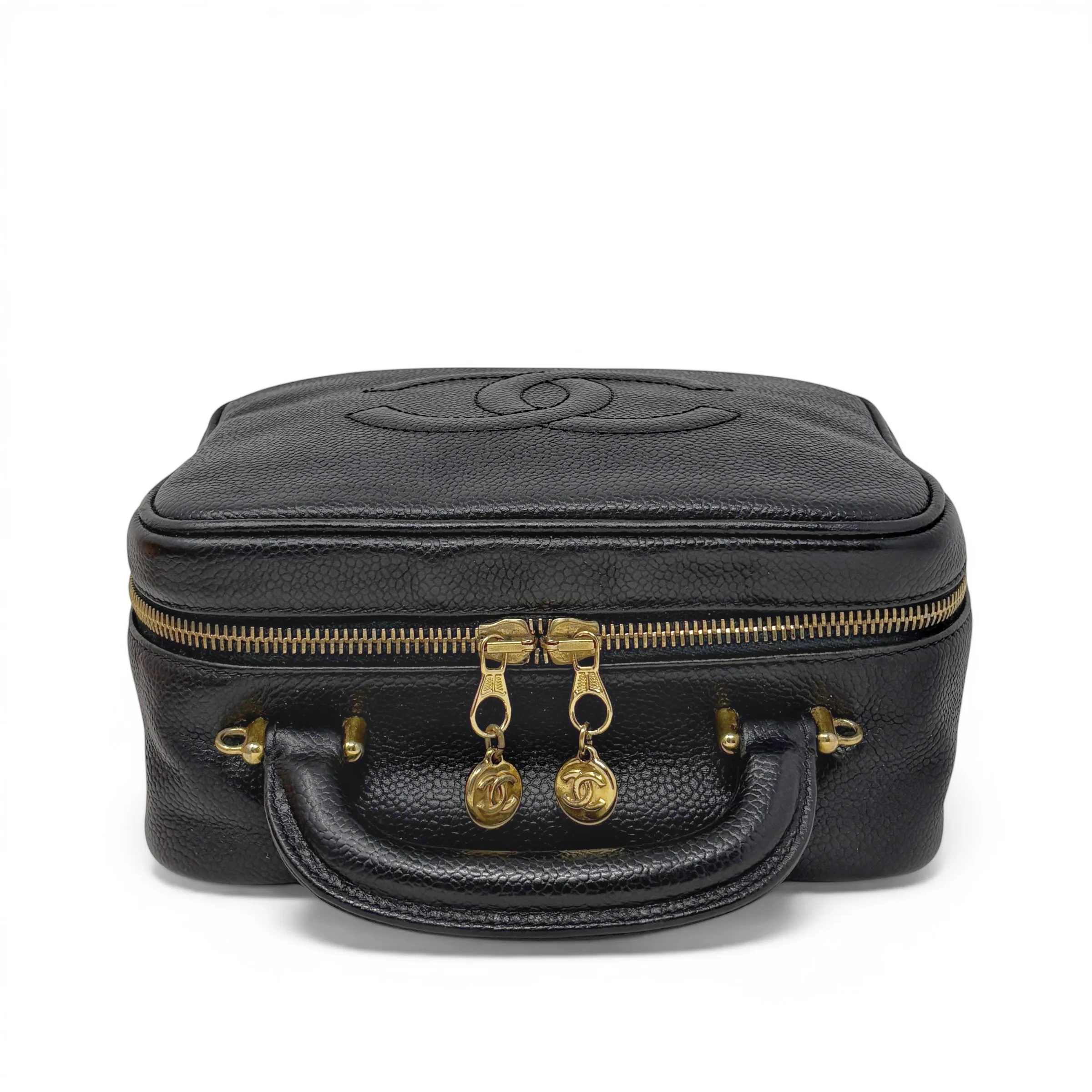 Chanel Vintage Black Lunch Box Vanity - Image 6
