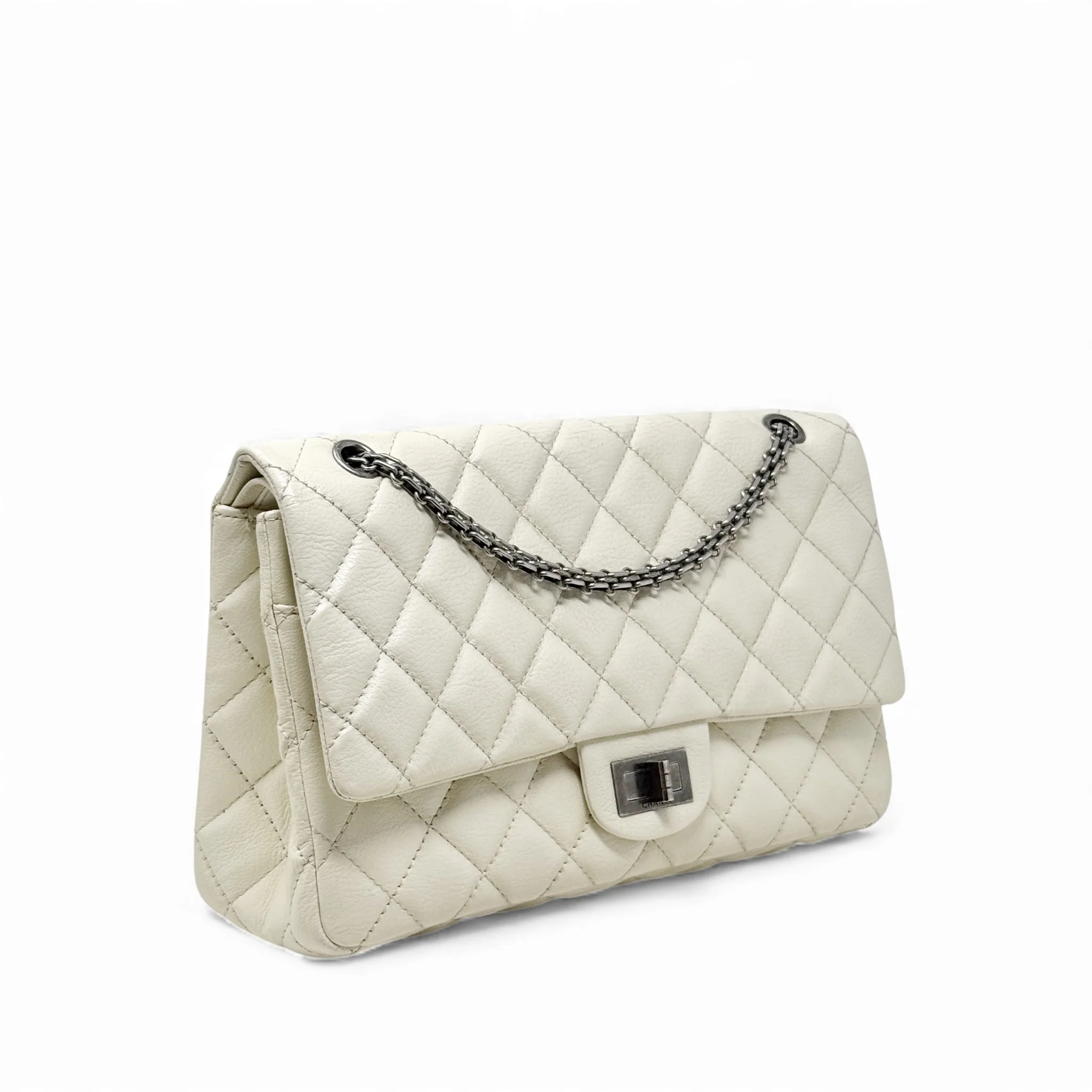 Chanel White Calfskin 2.55 Reissue 227 - Image 4