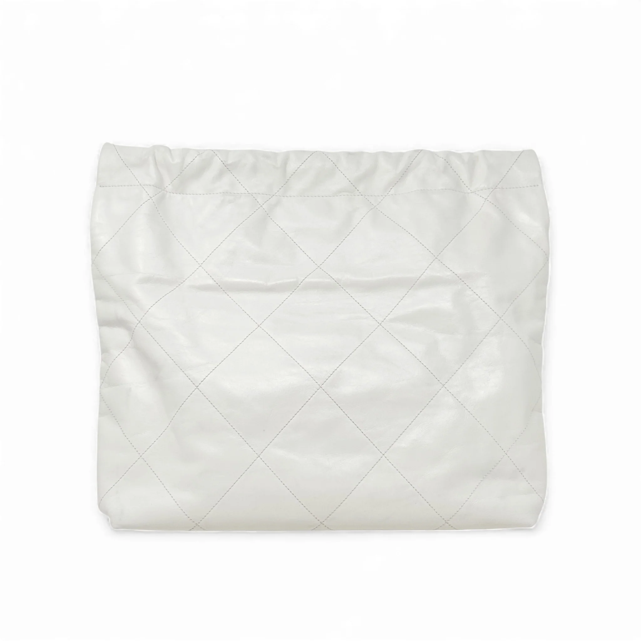 Chanel White Medium 22 Hobo With Pouch - Image 3