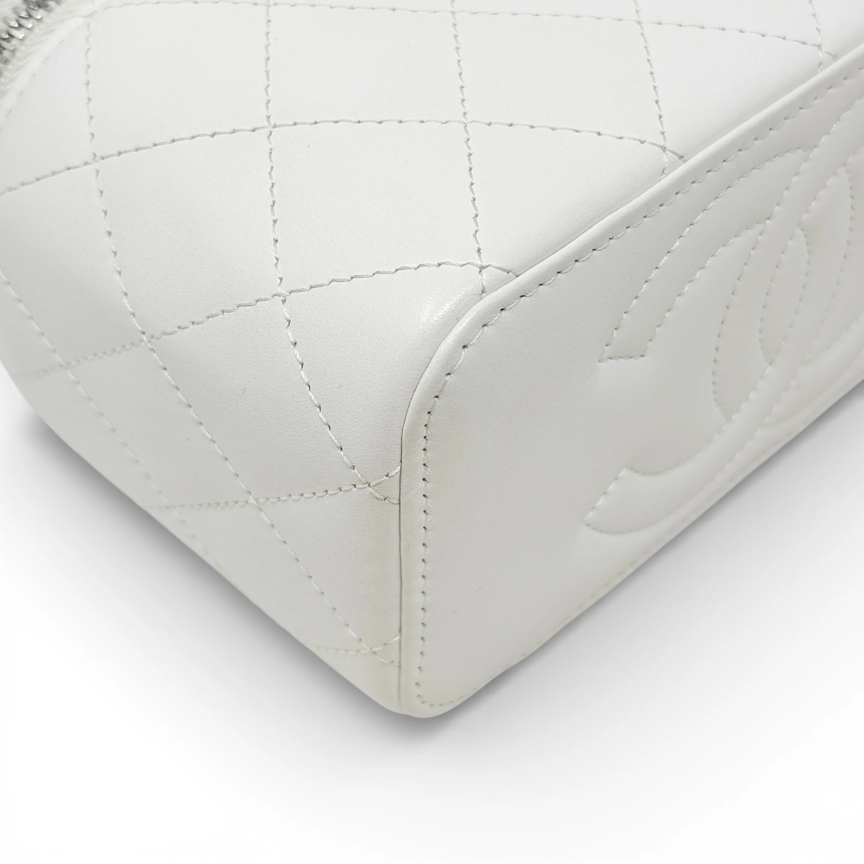 Chanel White Top Handle Vanity On Chain - Image 7