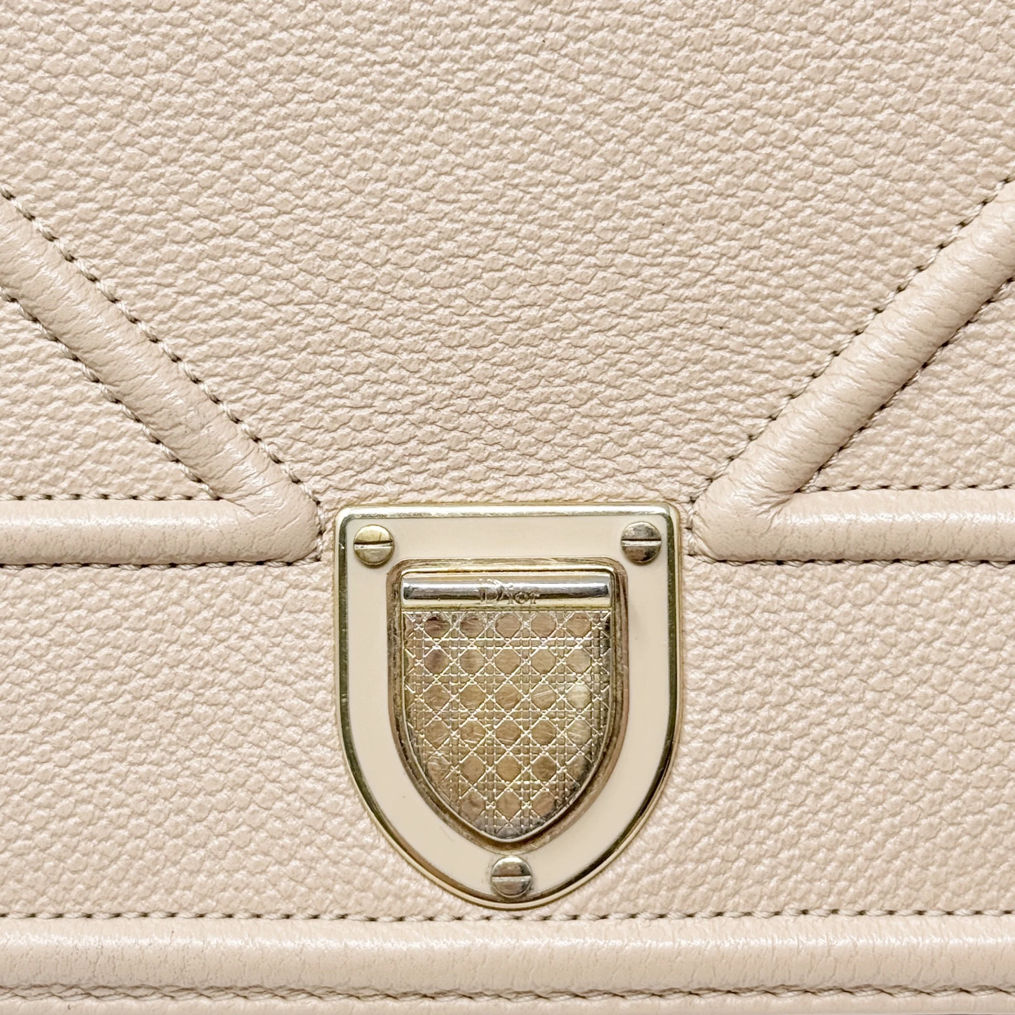 Dior Pink Diorama Wallet On Chain - Image 10