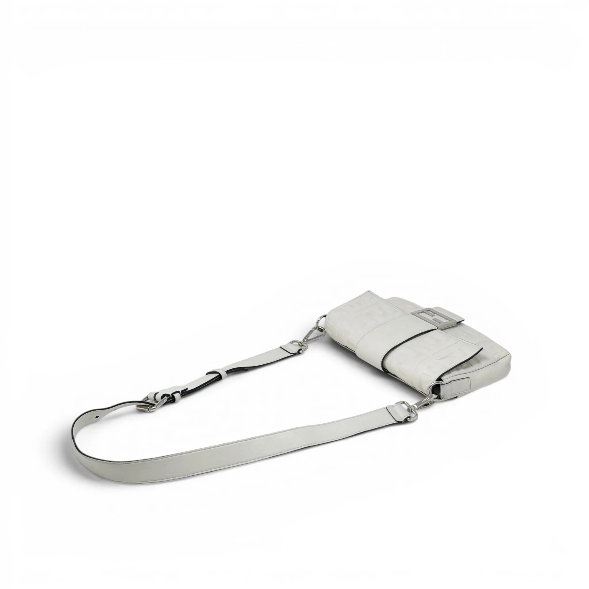 Fendi White Small Baguette Bag - Image 14