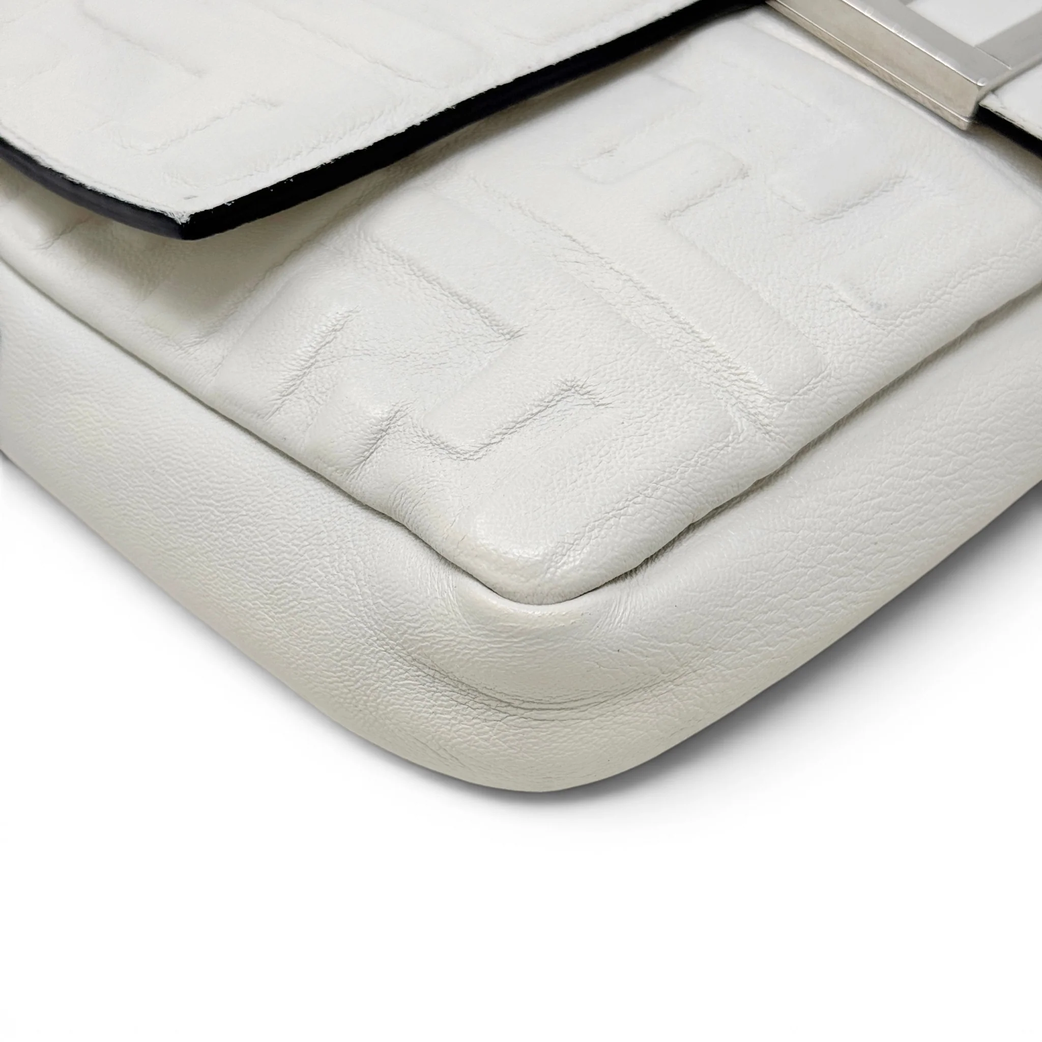 Fendi White Small Baguette Bag - Image 7