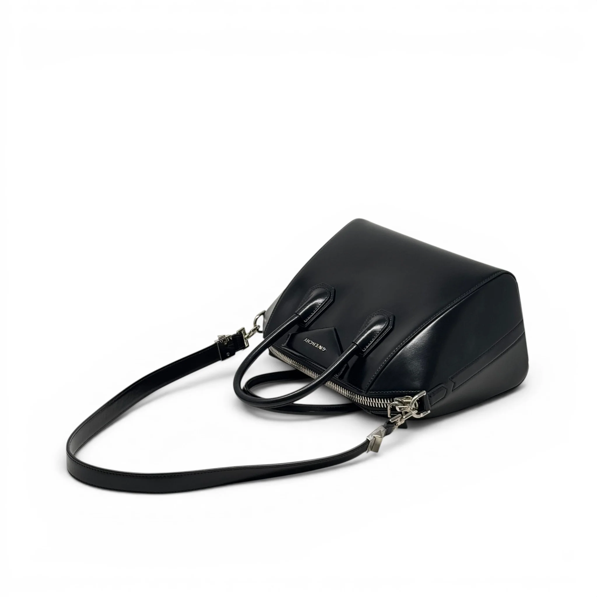 Givenchy Black Small Antigona Bag - Image 14