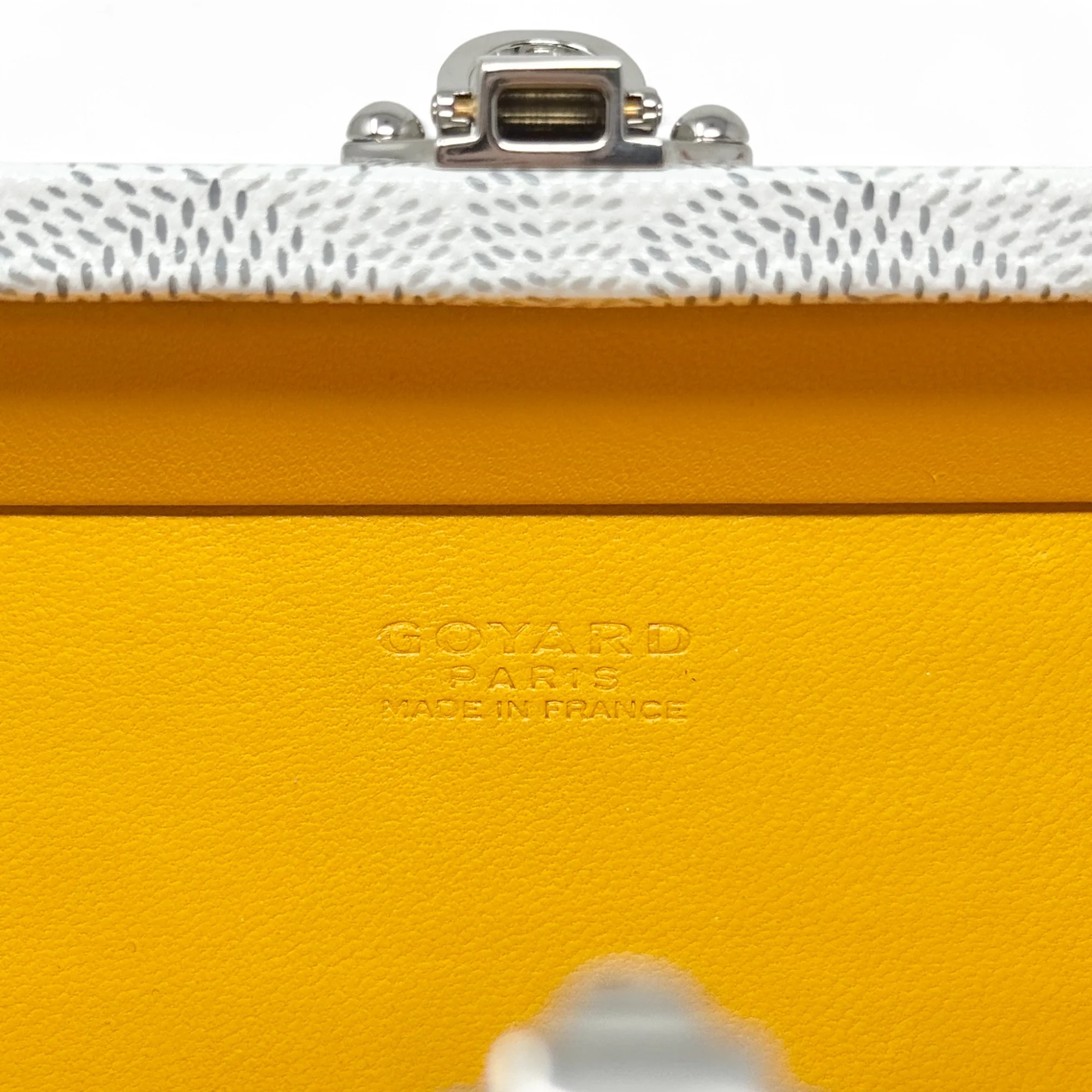 Goyard White Minaudière Trunk Bag - Image 15