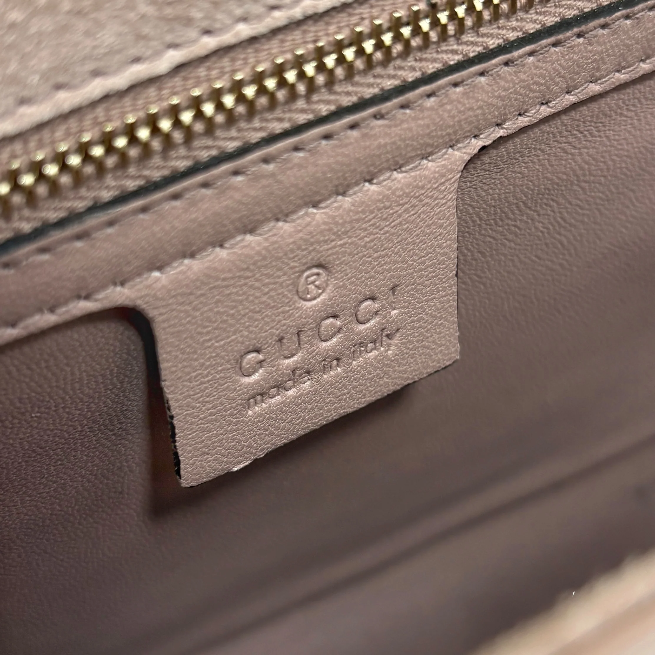 Gucci Blush Microssima Broadway Clutch - Image 12