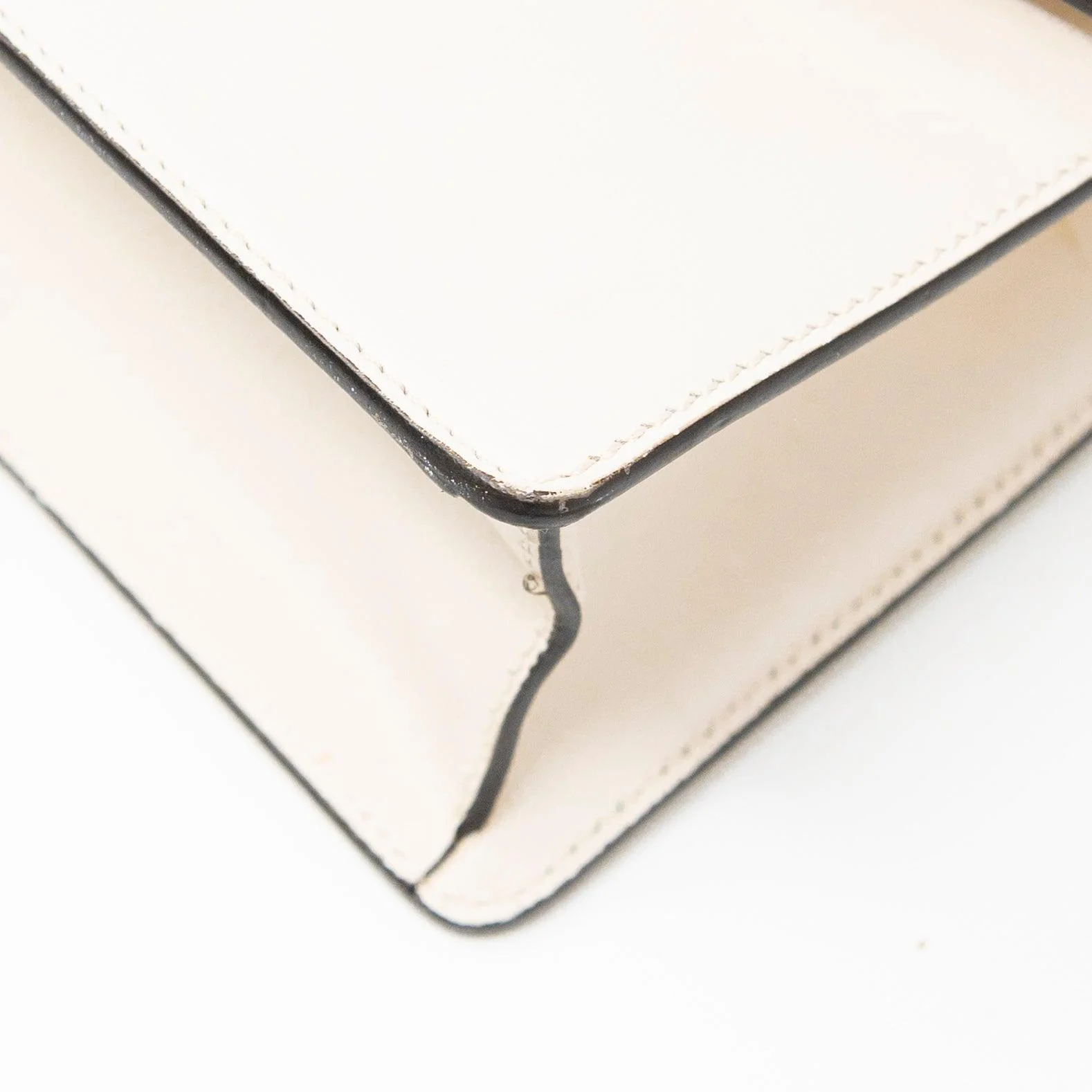 Gucci White Small Sylvie Bag - Image 6