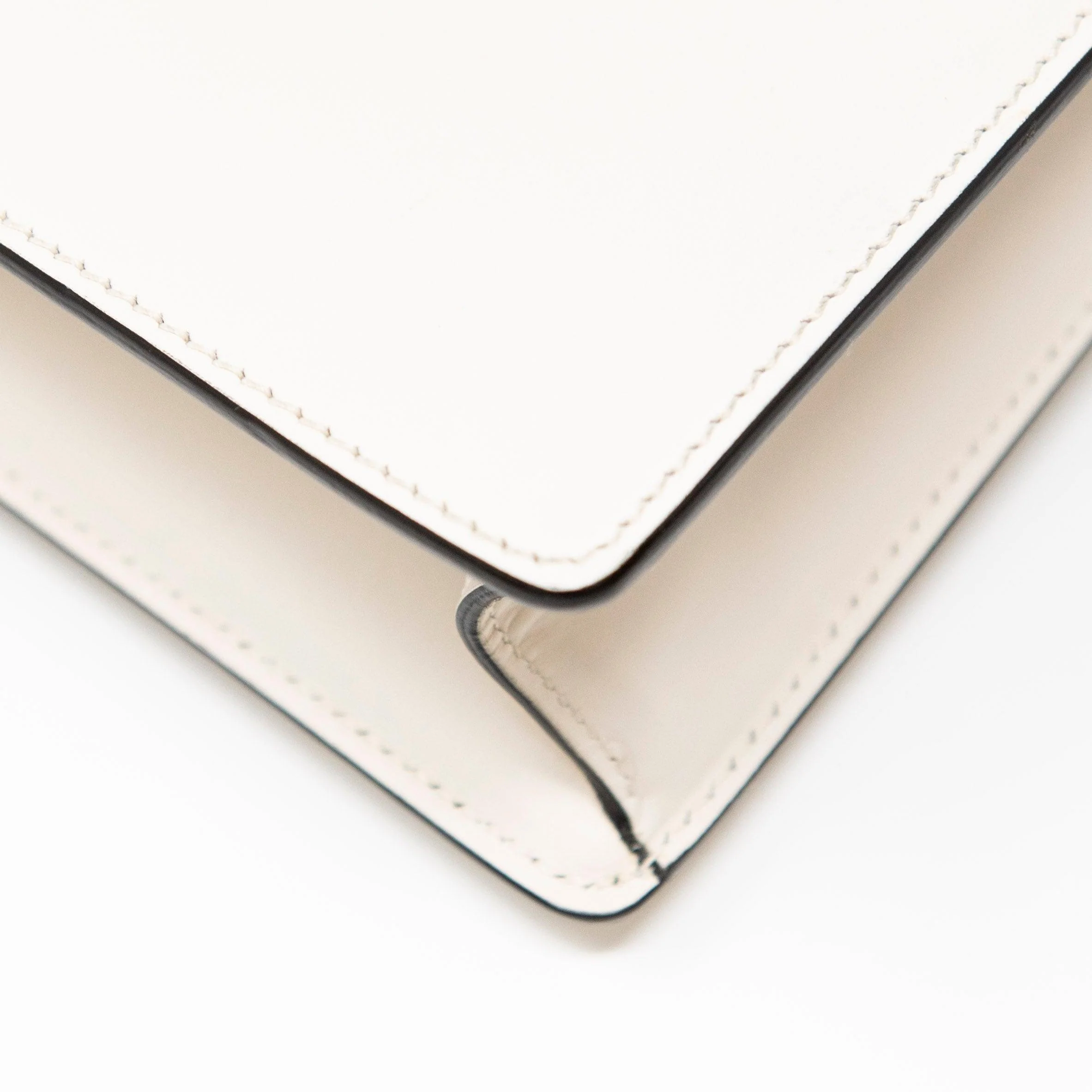 Gucci White Small Sylvie Bag - Image 9