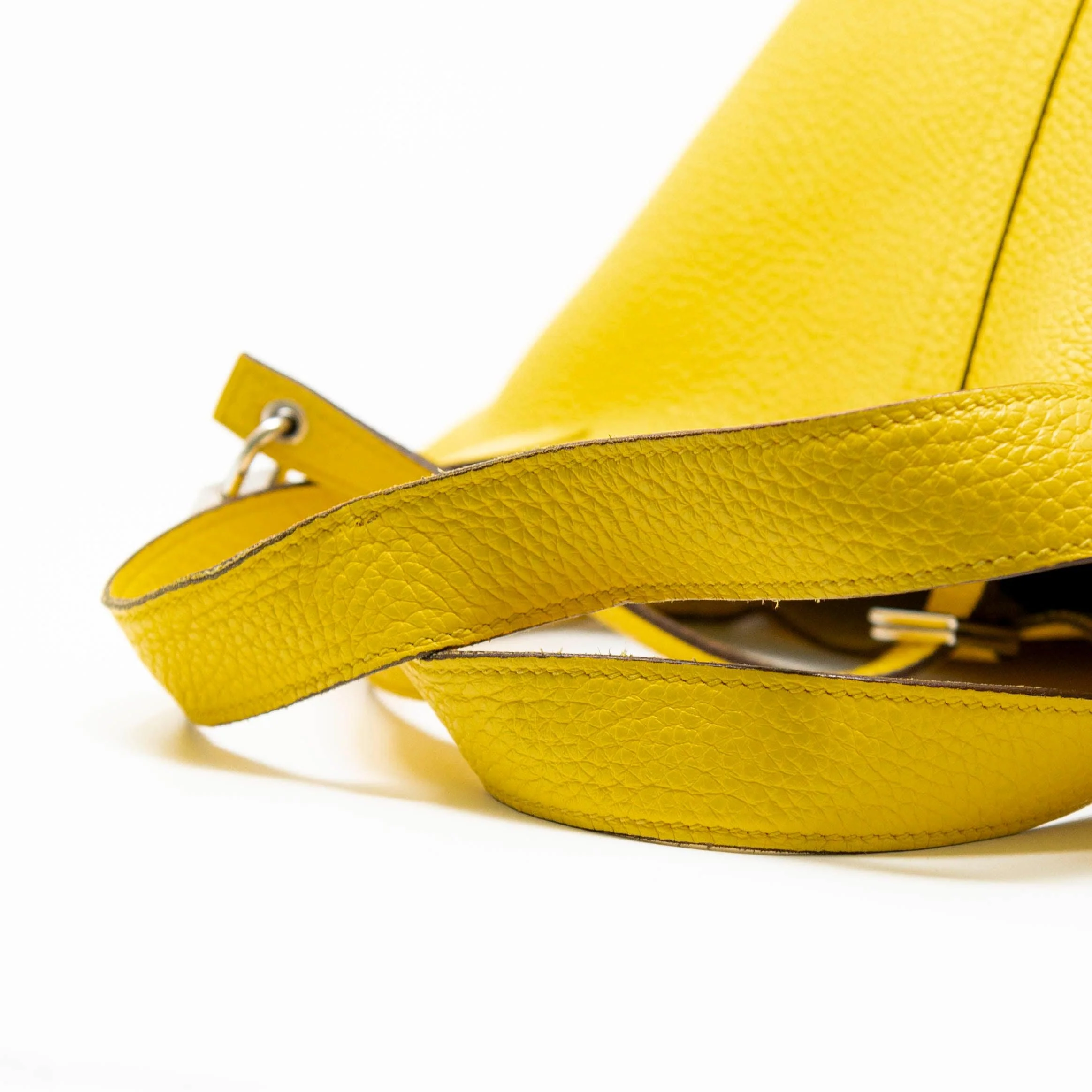 Hermes Jaune de Naples Clemence Picotin 22 - Image 14