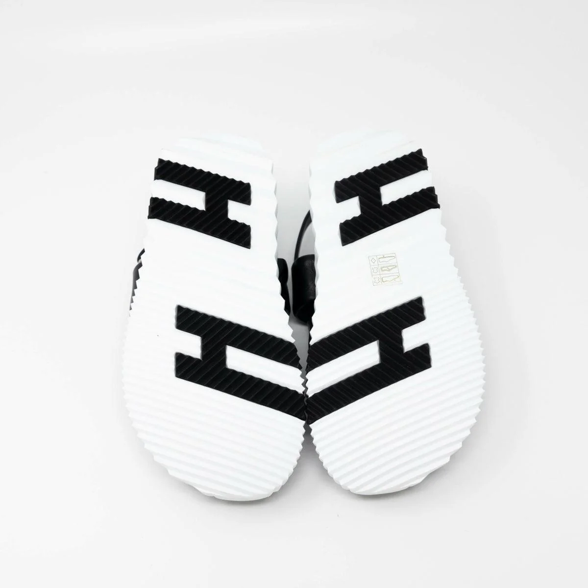 Hermes Noir Electric Sandals 35.5 - Image 8