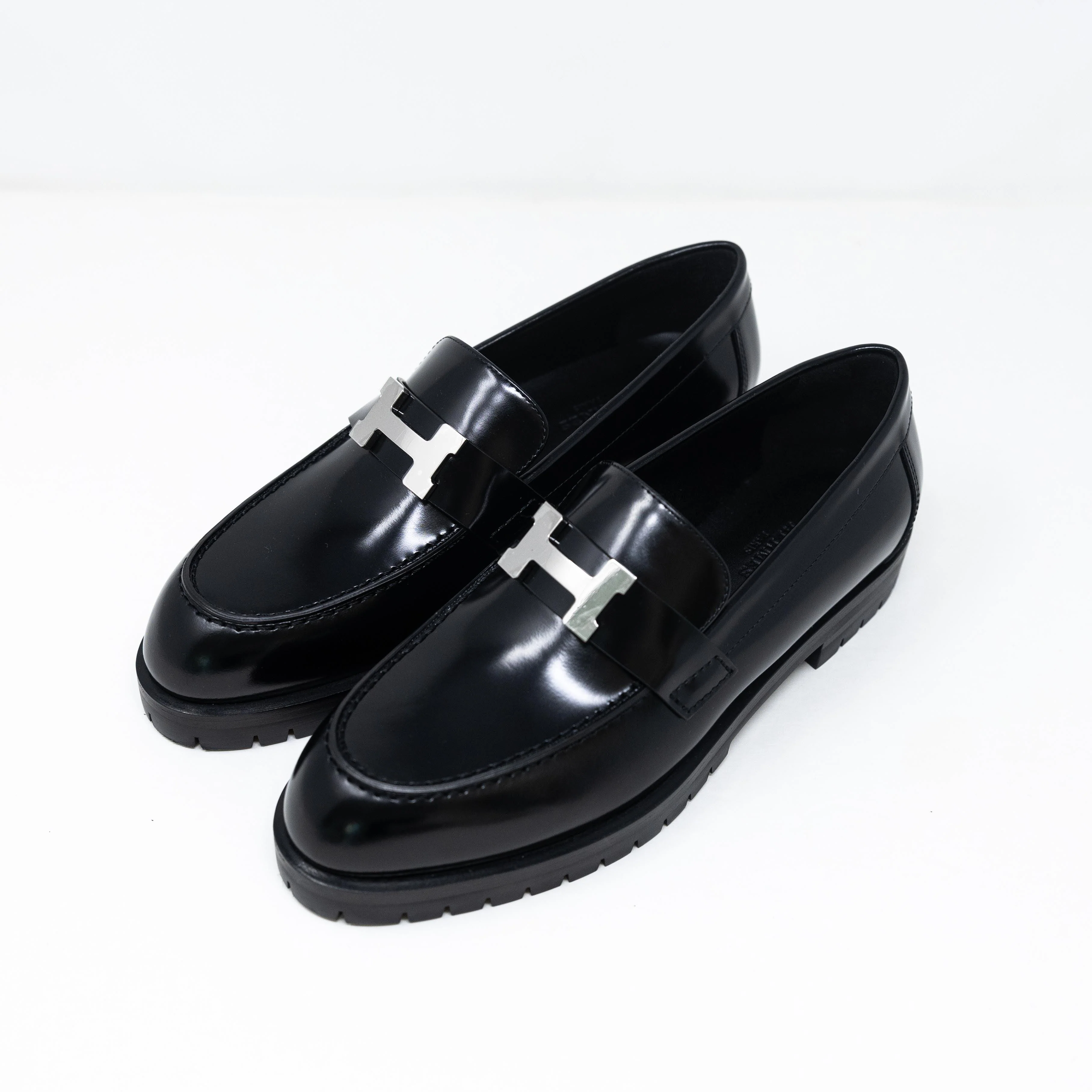 Hermes Noir Faubourg Loafers 36 - Image 2