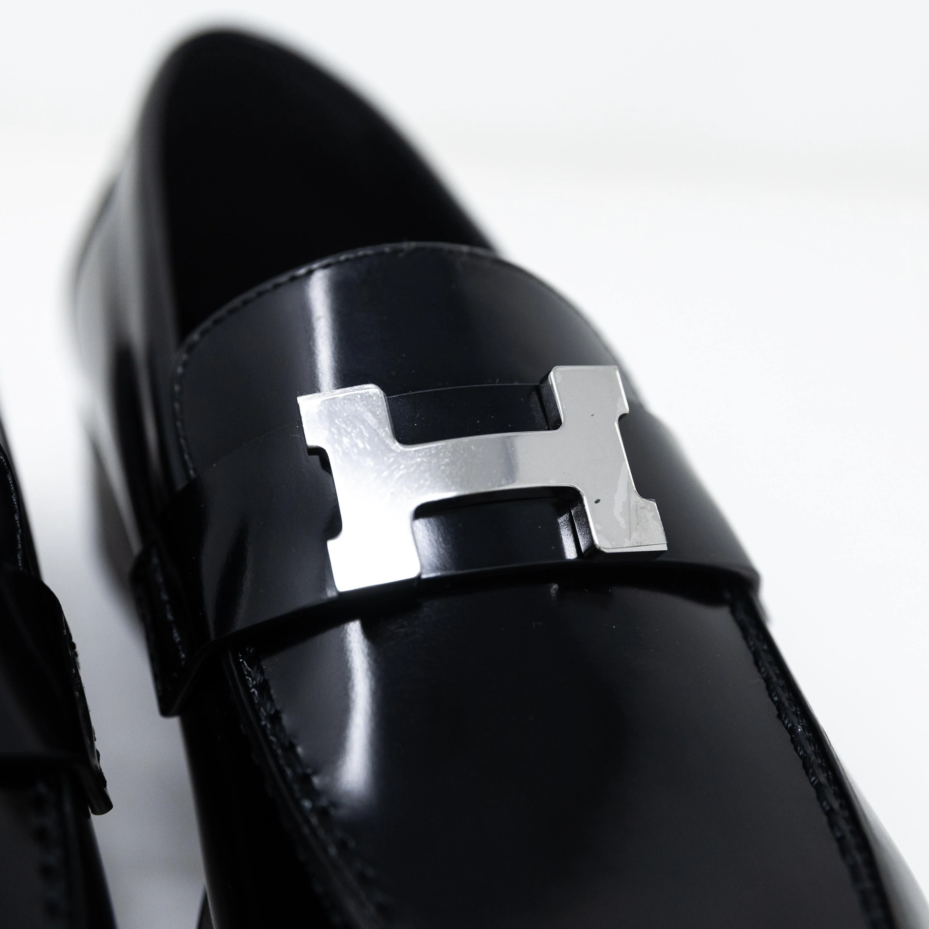 Hermes Noir Faubourg Loafers 36 - Image 9