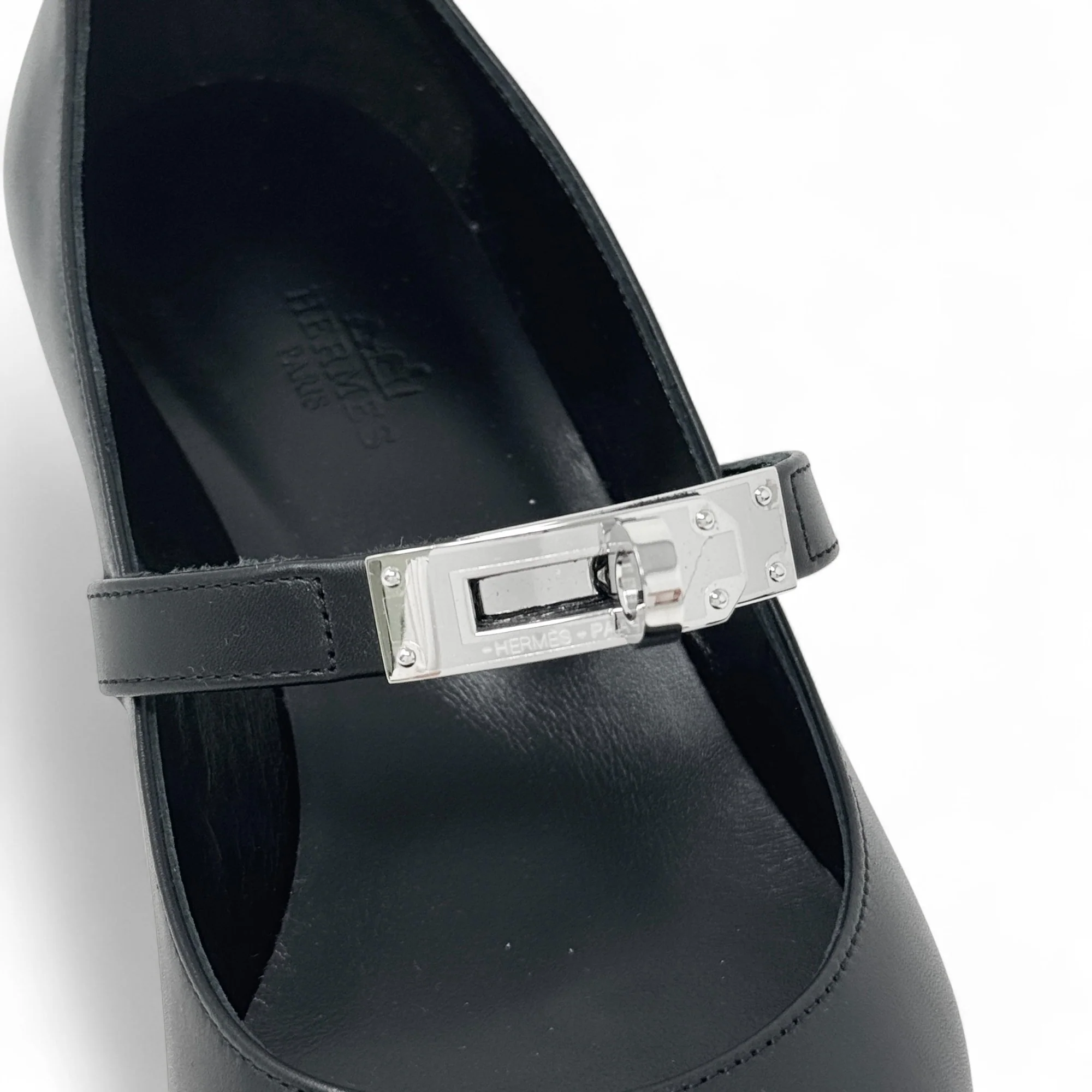 Hermes Noir Kiara Pumps 36 - Image 7