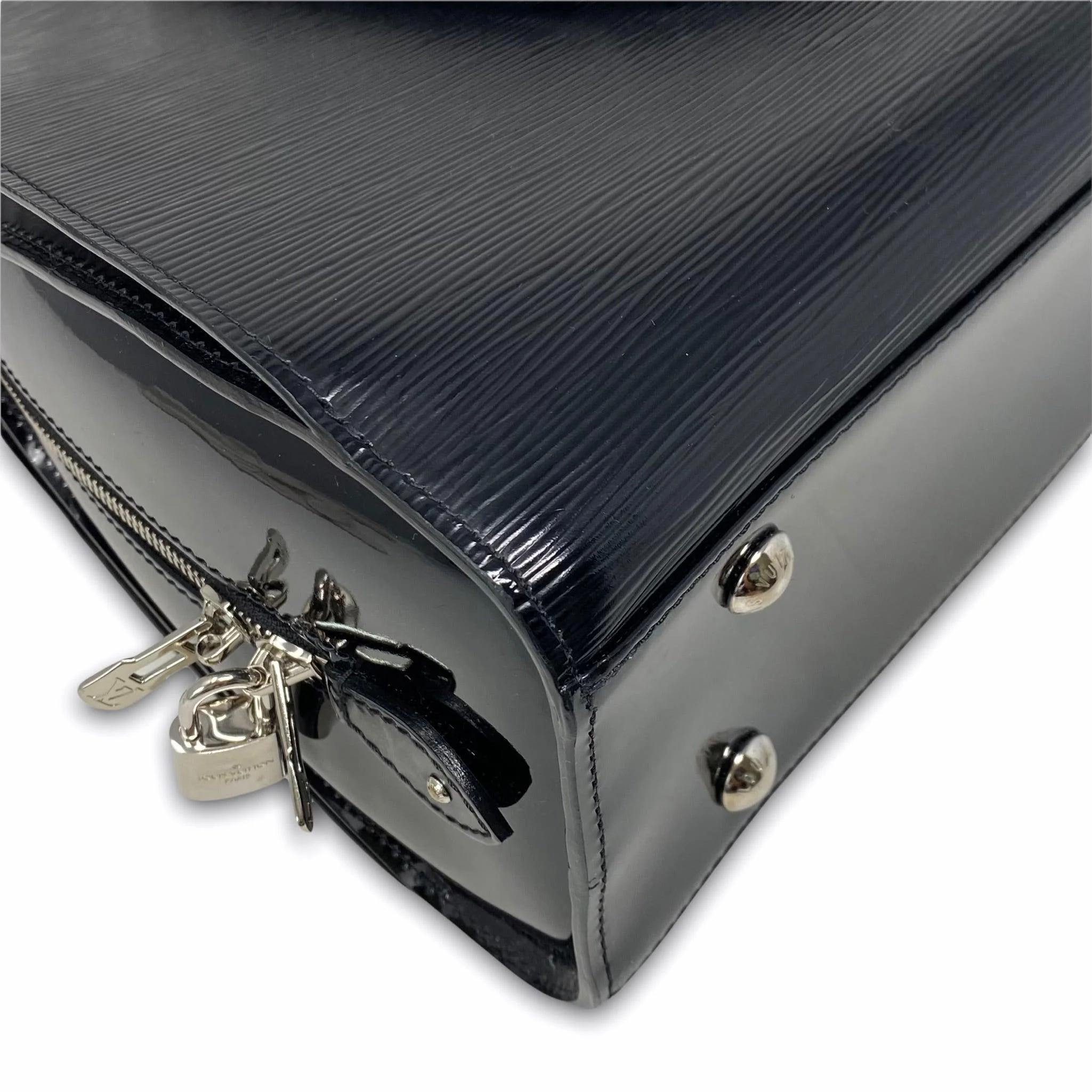 Louis Vuitton Black Epi Pont Neuf GM - Image 5