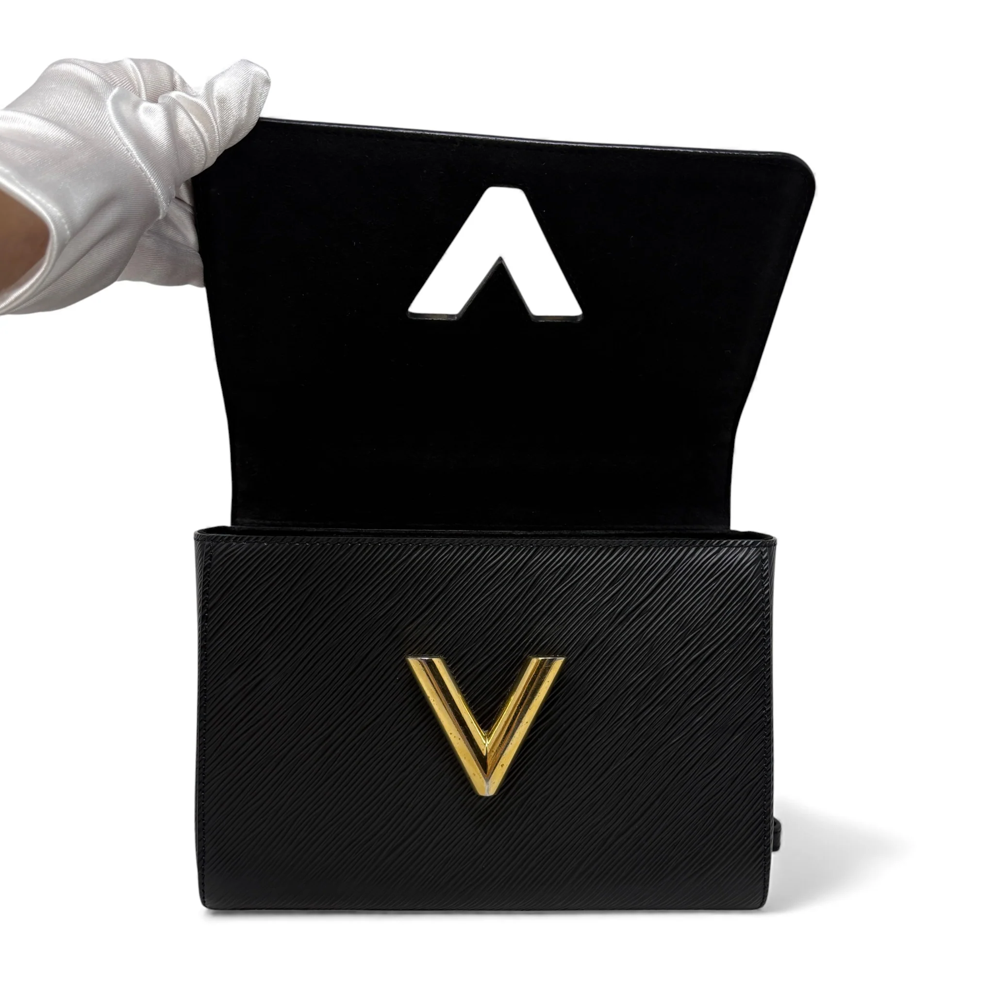 Louis Vuitton Black Epi Twist MM - Image 6