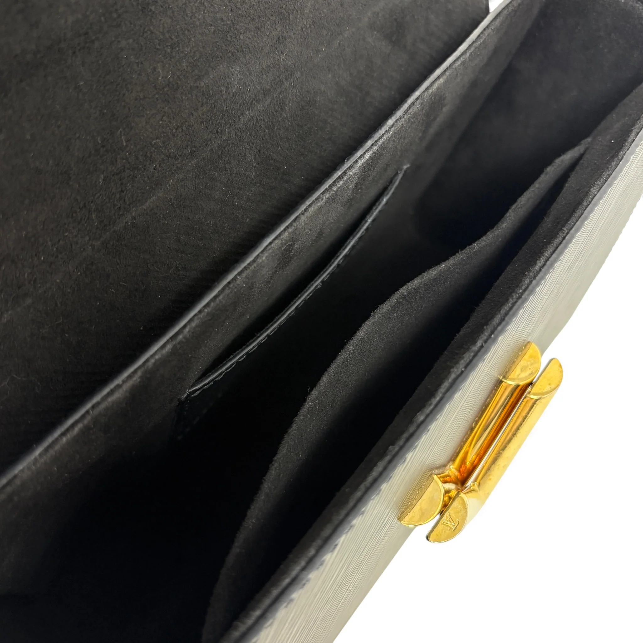 Louis Vuitton Black Epi Twist MM - Image 8