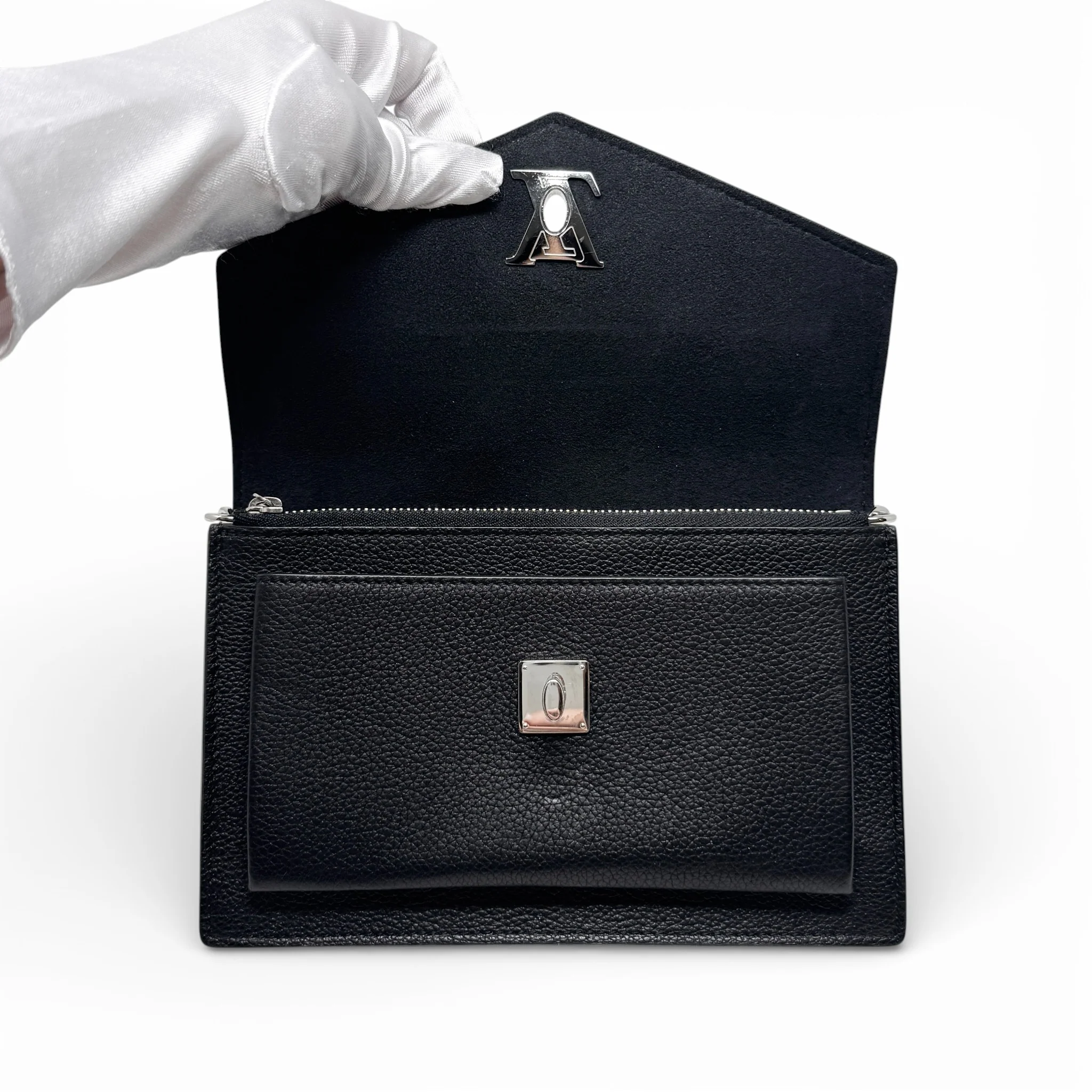 Louis Vuitton Black MylockMe Chain Pochette - Image 11