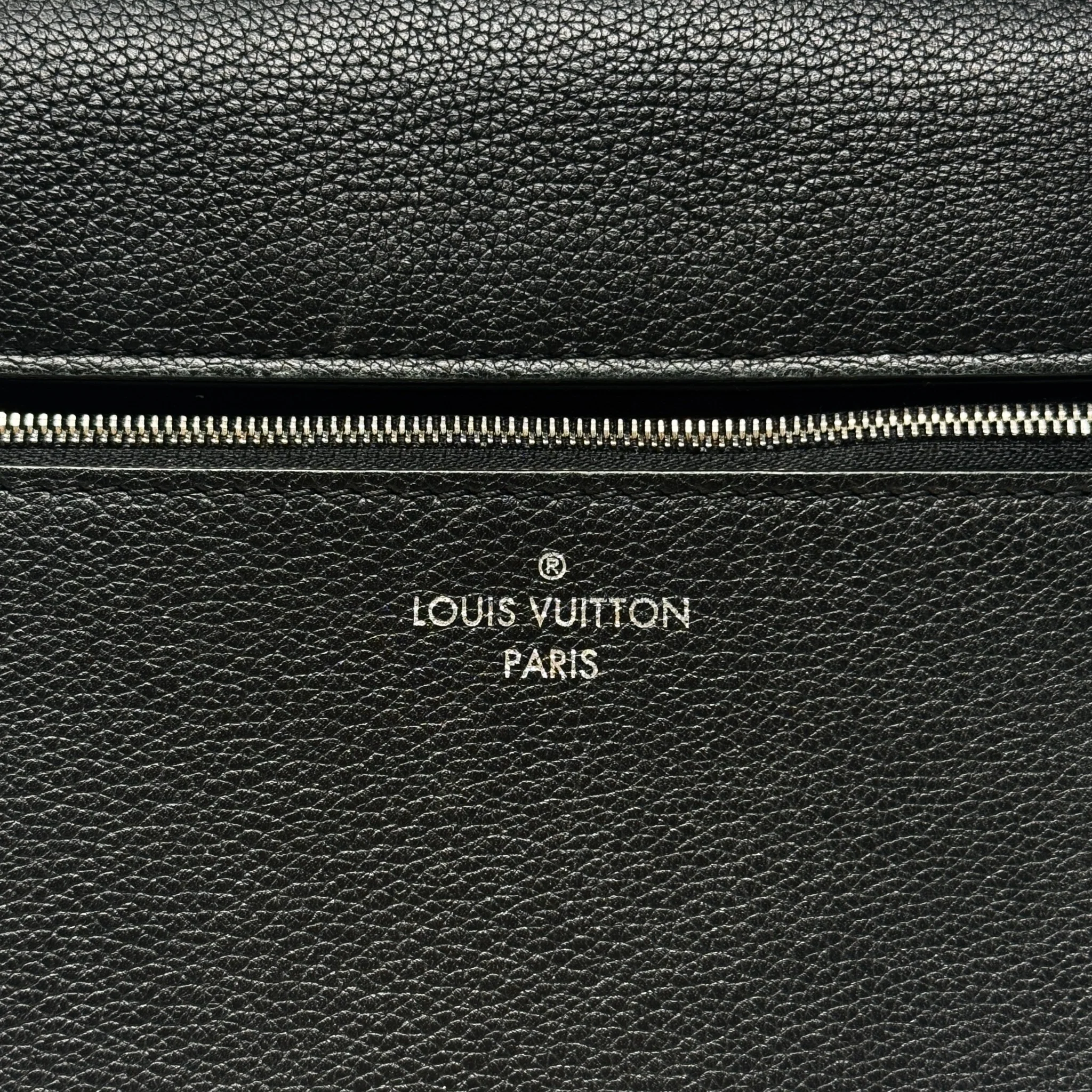Louis Vuitton Black MyLockMe Top Handle Bag - Image 10