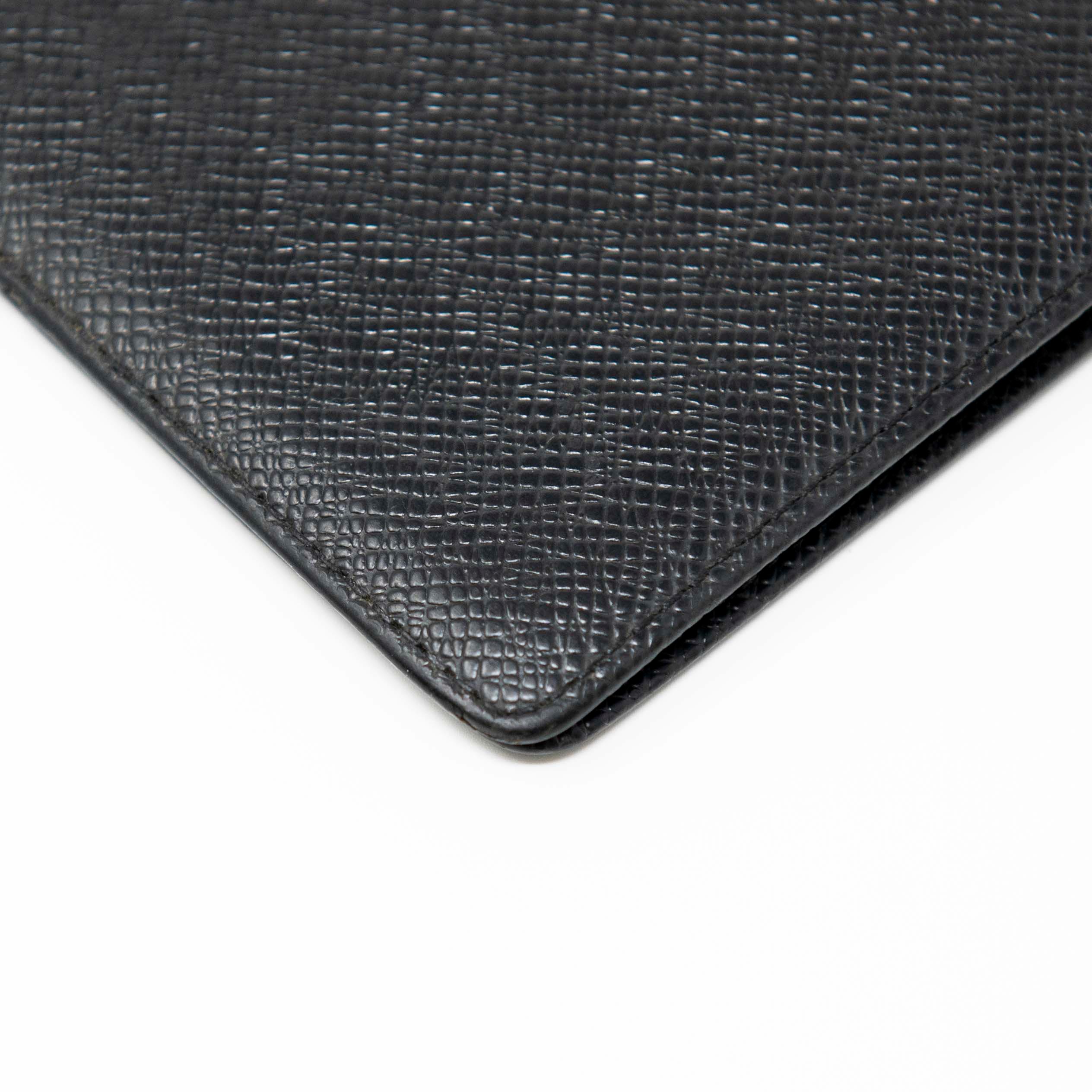 Louis Vuitton Black Taiga Pocket Organizer - Image 6