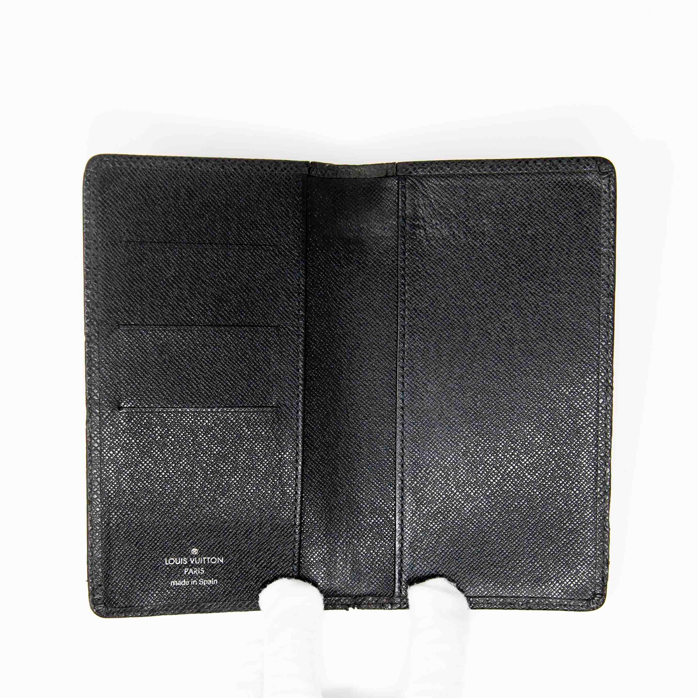 Louis Vuitton Black Taiga Pocket Organizer - Image 8