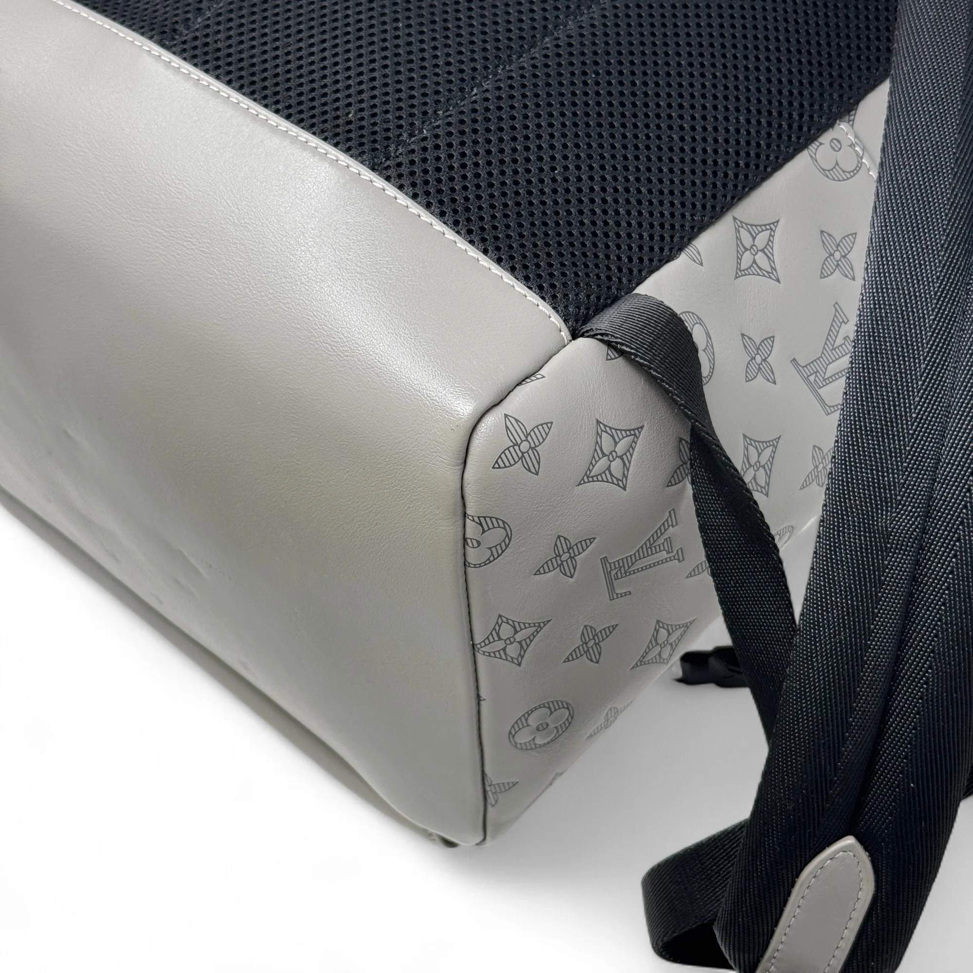 Louis Vuitton Grey Shadow Racer Backpack - Image 9