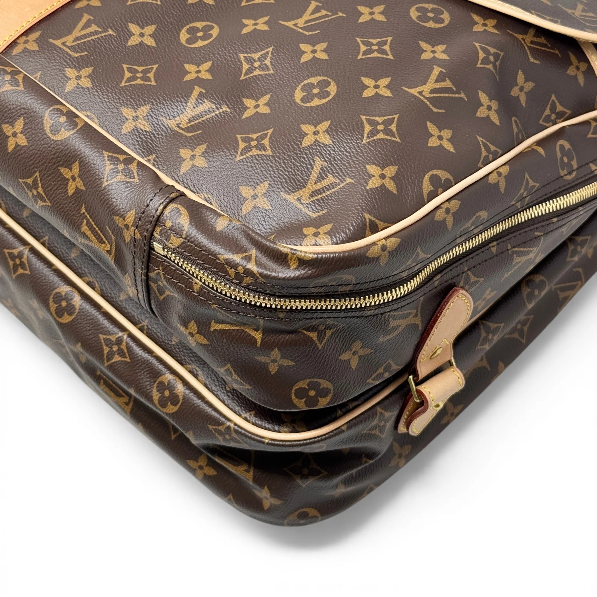 Louis Vuitton Monogram Hunting Bag - Image 6