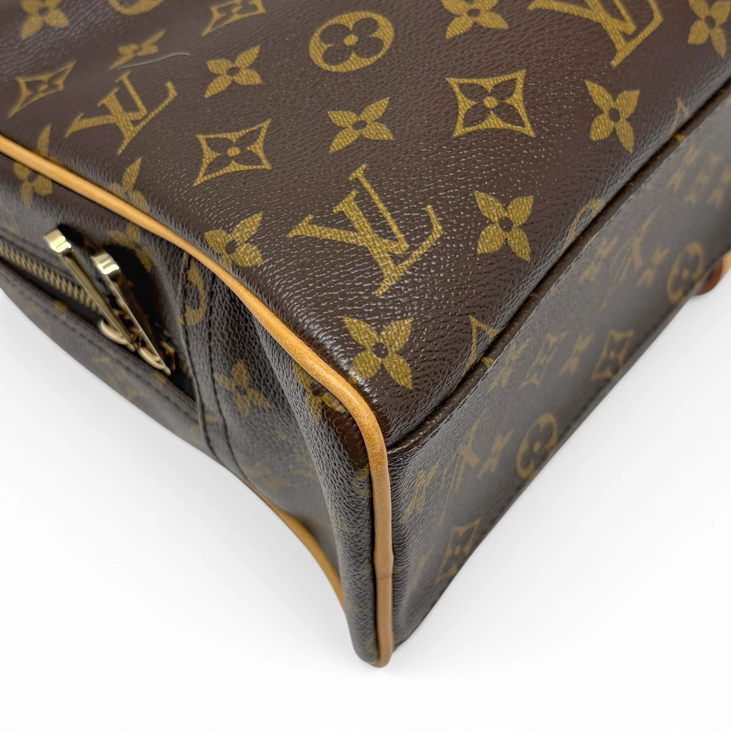 Louis Vuitton Monogram Manhattan Bag - Image 11
