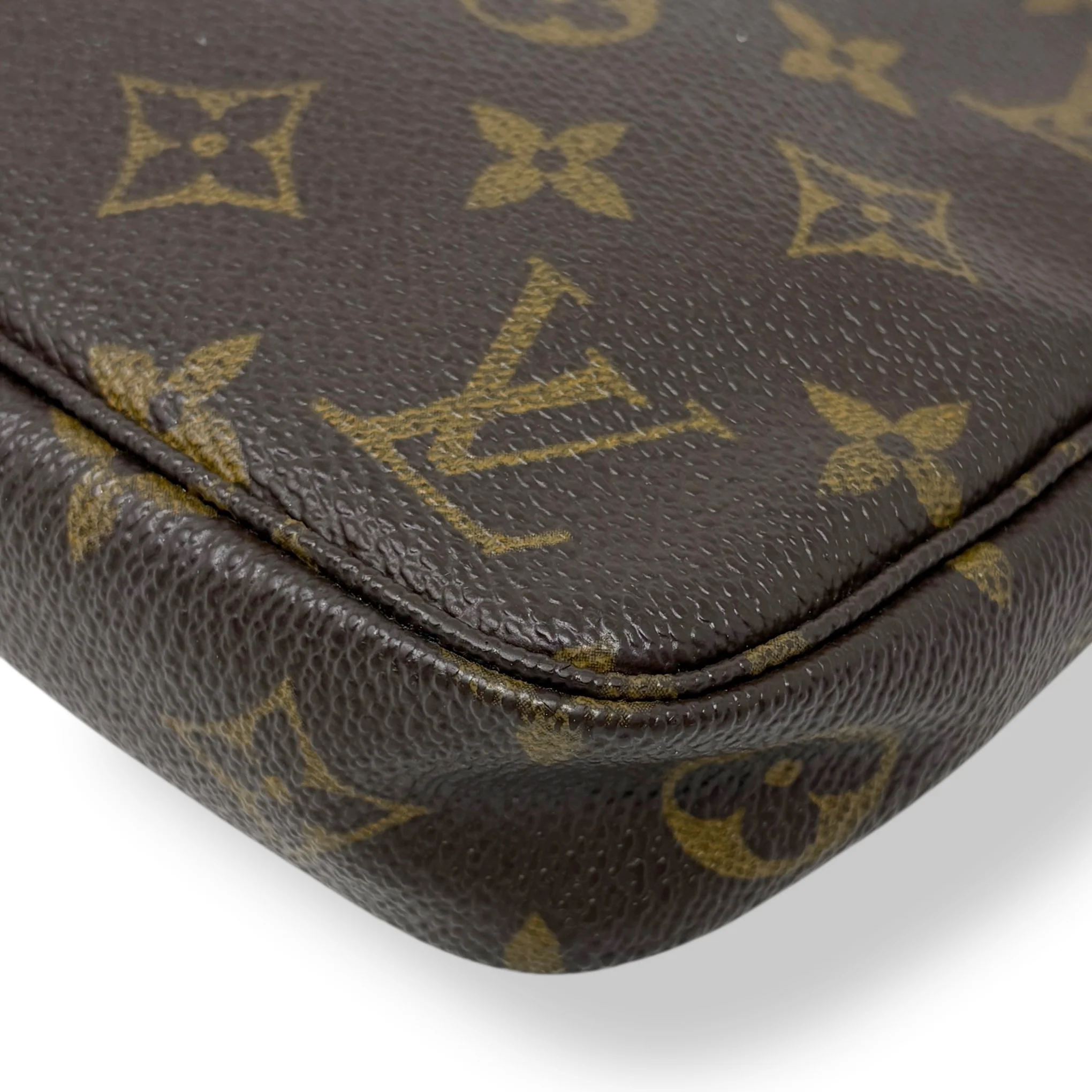Louis Vuitton Monogram Pochette Accessories - Image 9