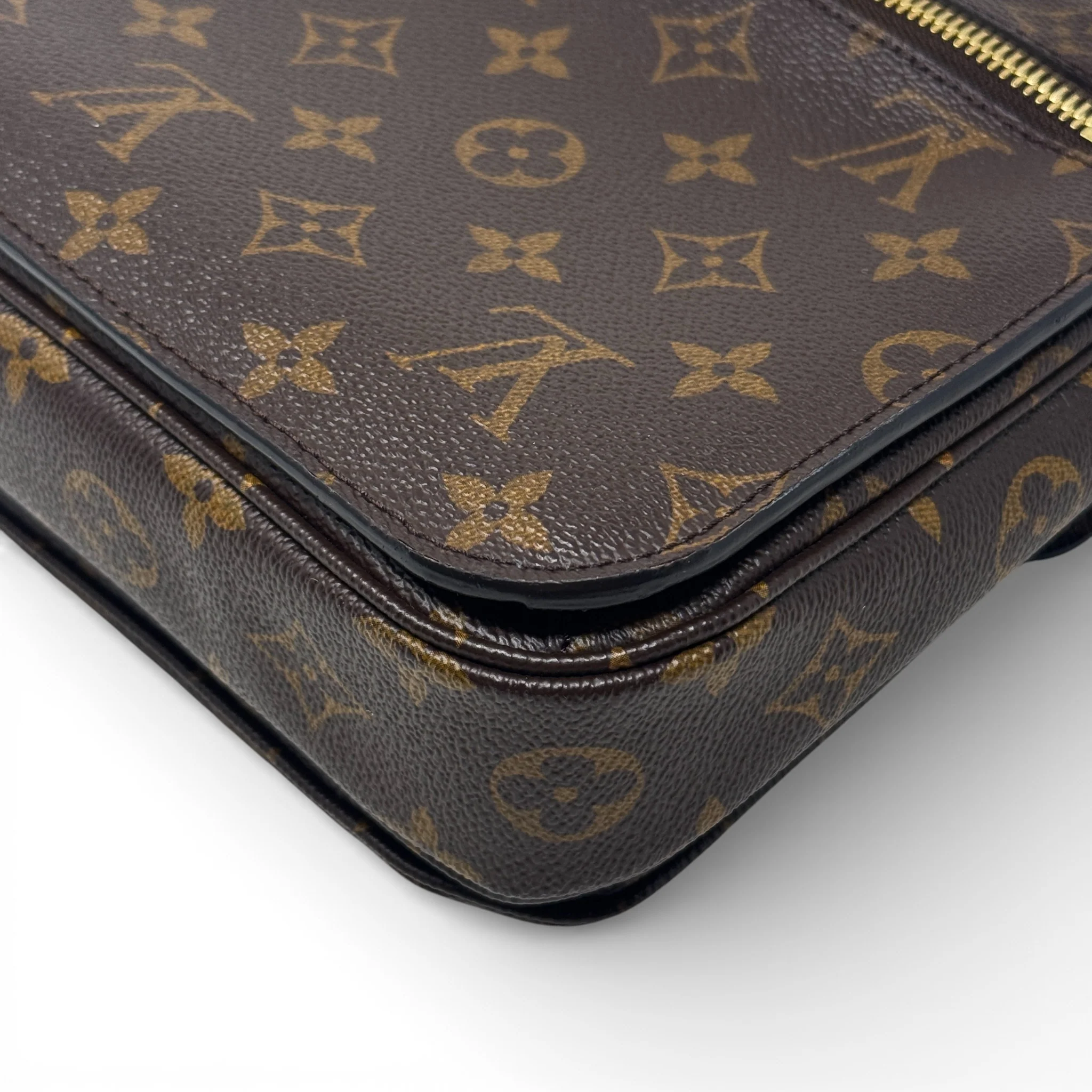 Louis Vuitton Monogram Pochette Metis - Image 8