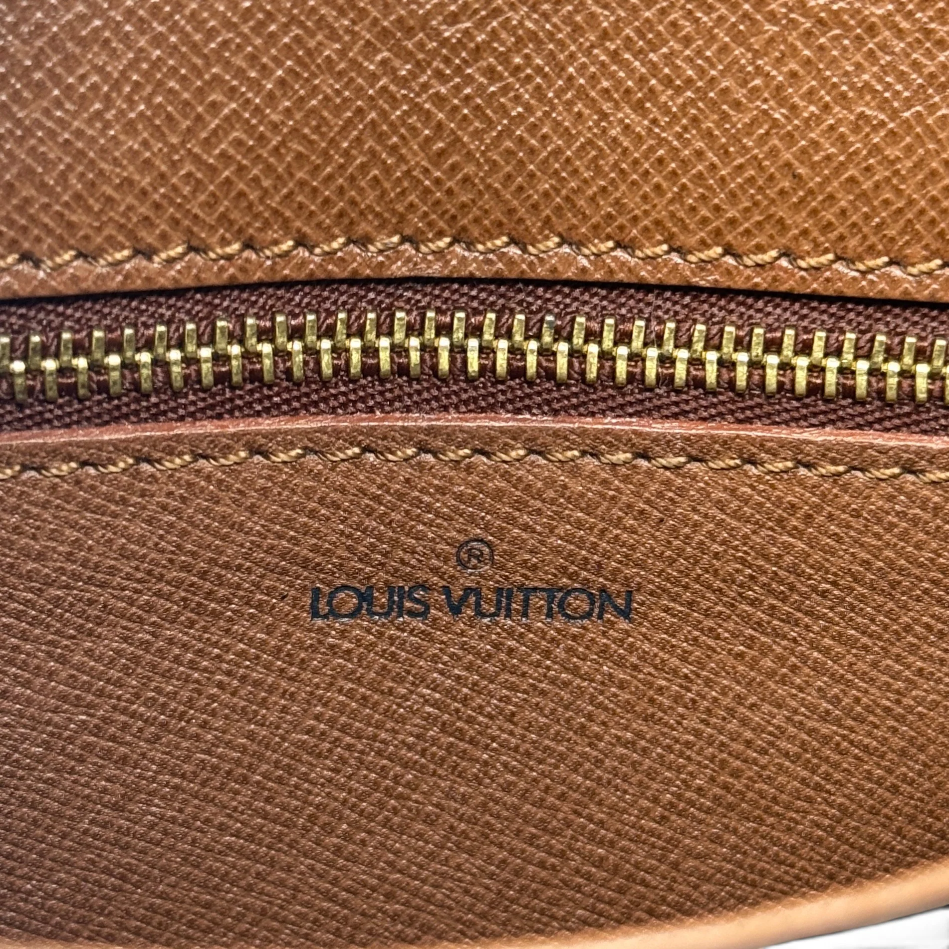 Louis Vuitton Monogram Saint Cloud PM - Image 13