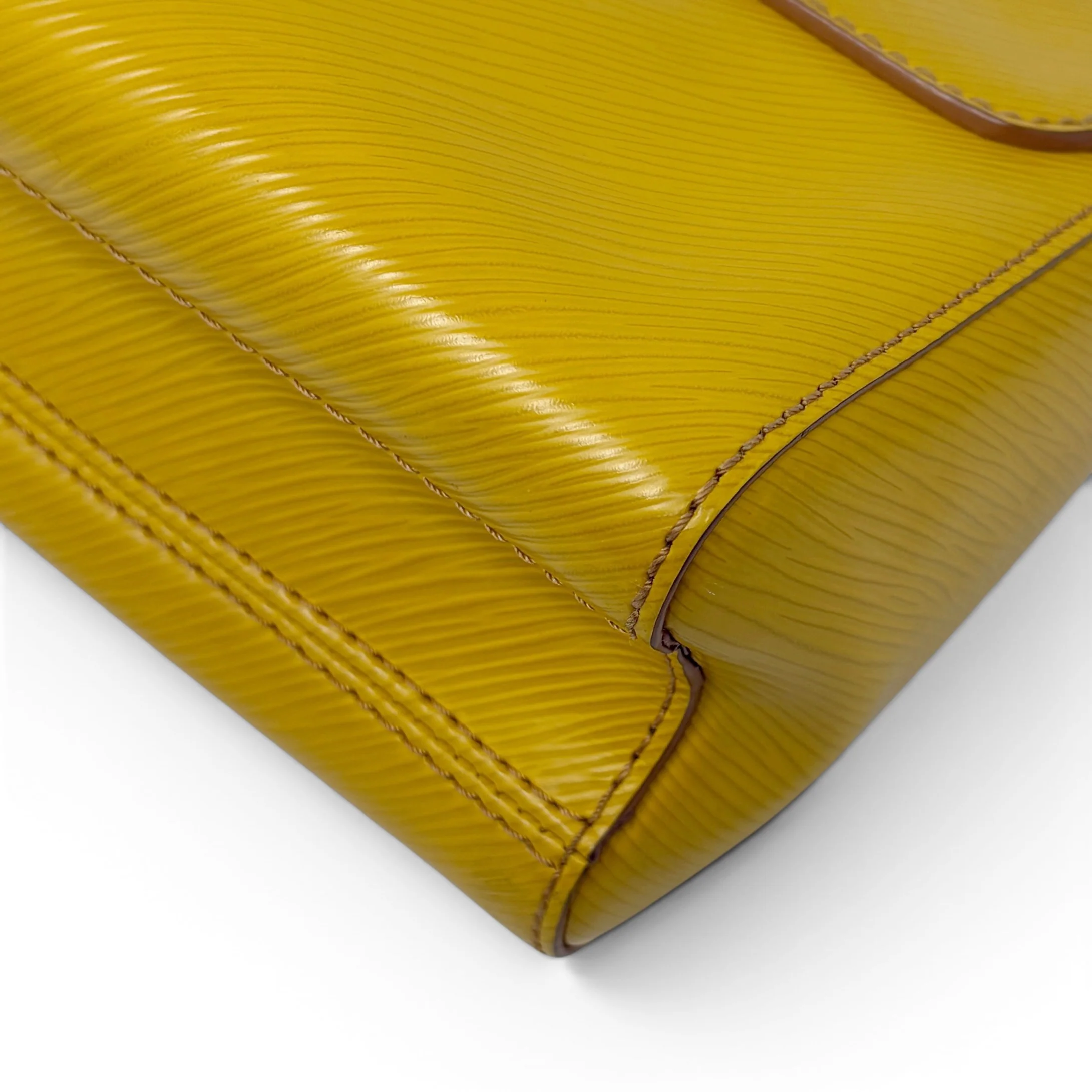 Louis Vuitton Yellow Epi Twist PM - Image 11