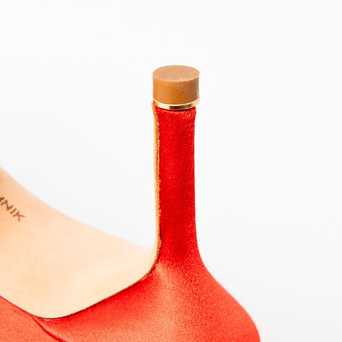 Manolo Blahnik Red Satin Hangisi Pumps 37 - Image 10