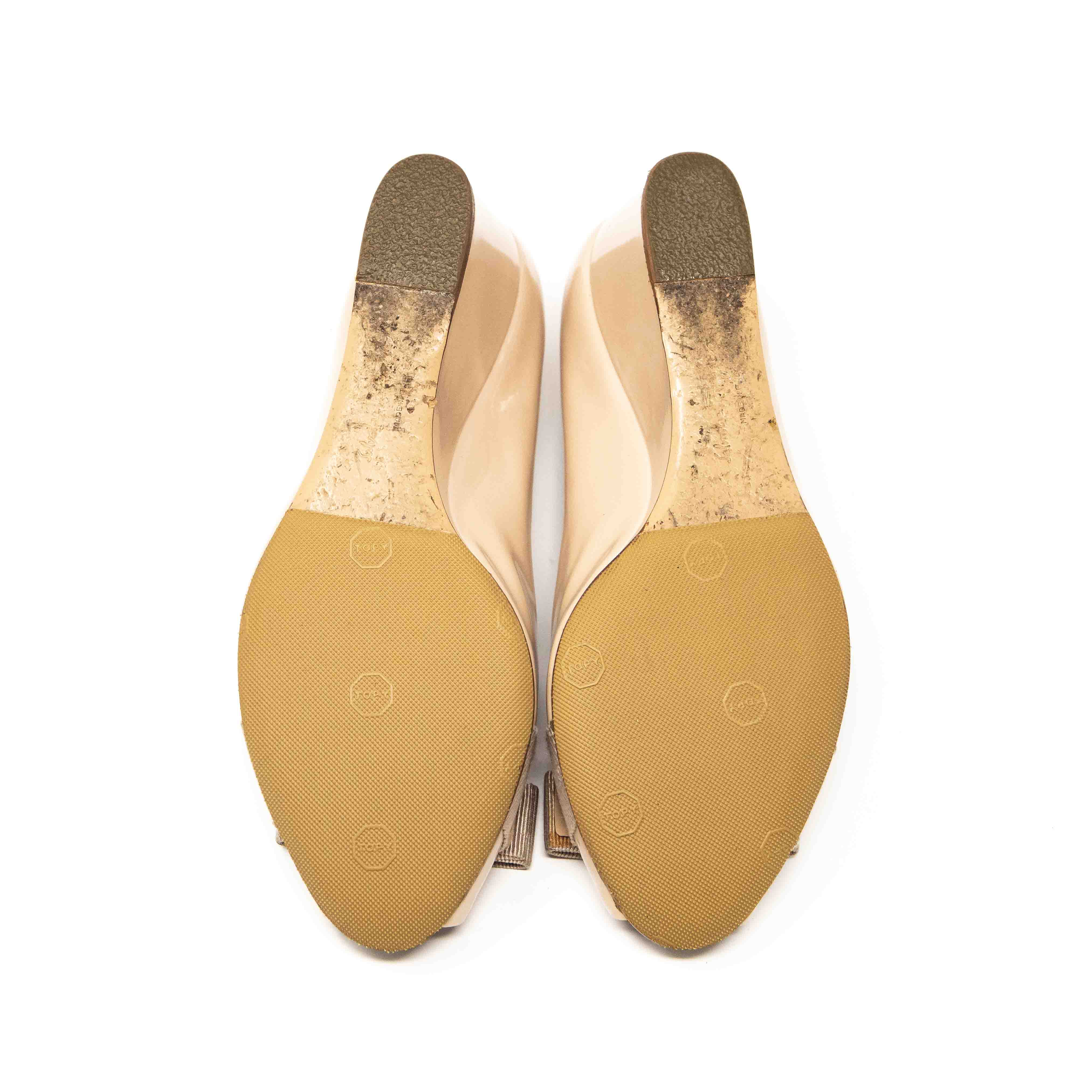 Salvatore Ferragamo Nude Sissi Wedges 6 - Image 7