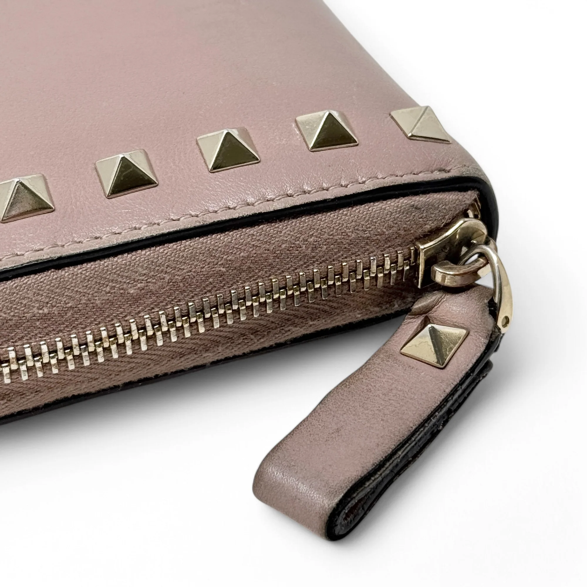 Valentino Nude Rockstud Zip Wallet - Image 11